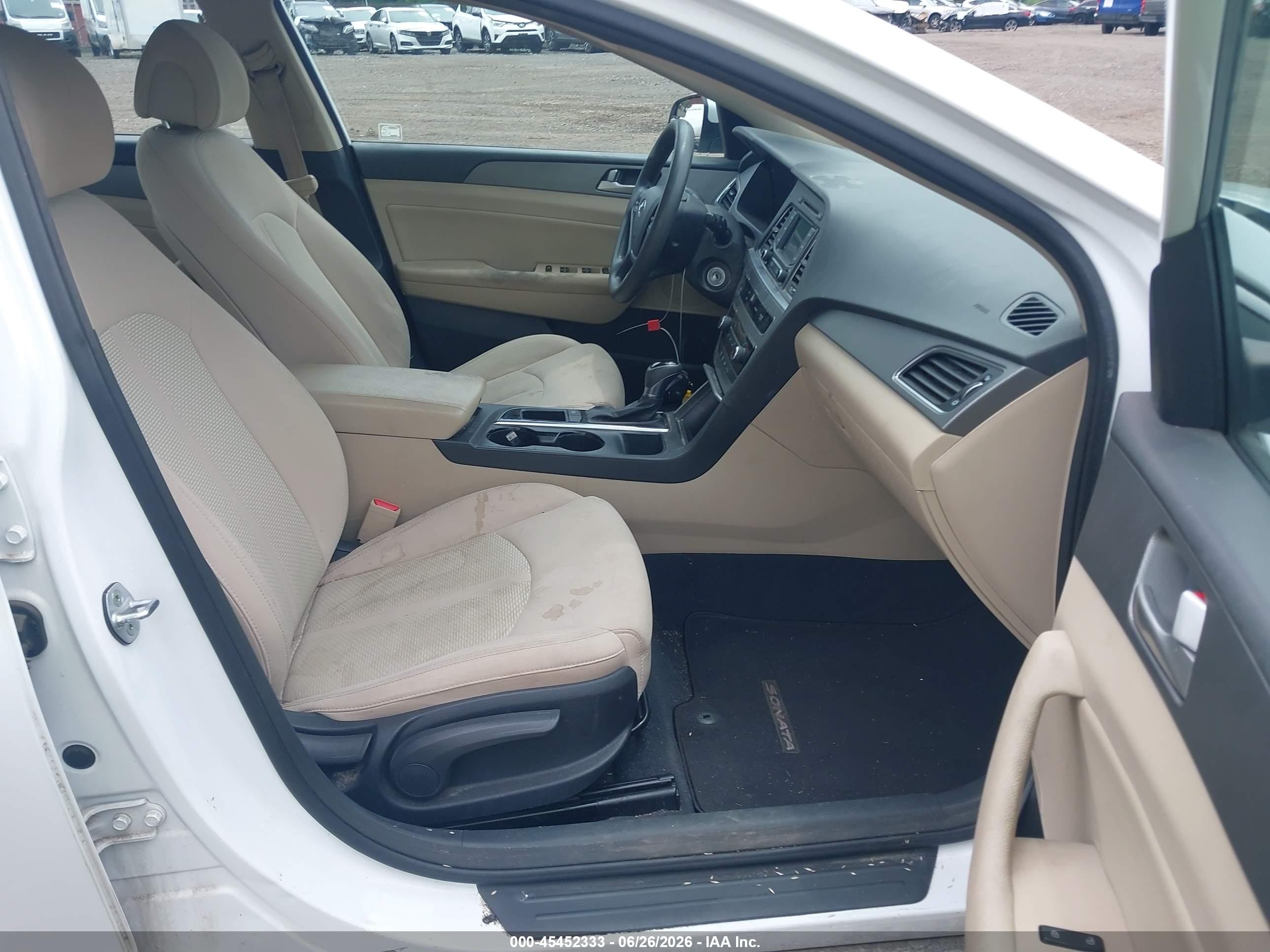 2015 Hyundai Sonata Se White vin: 5NPE24AF0FH231258
