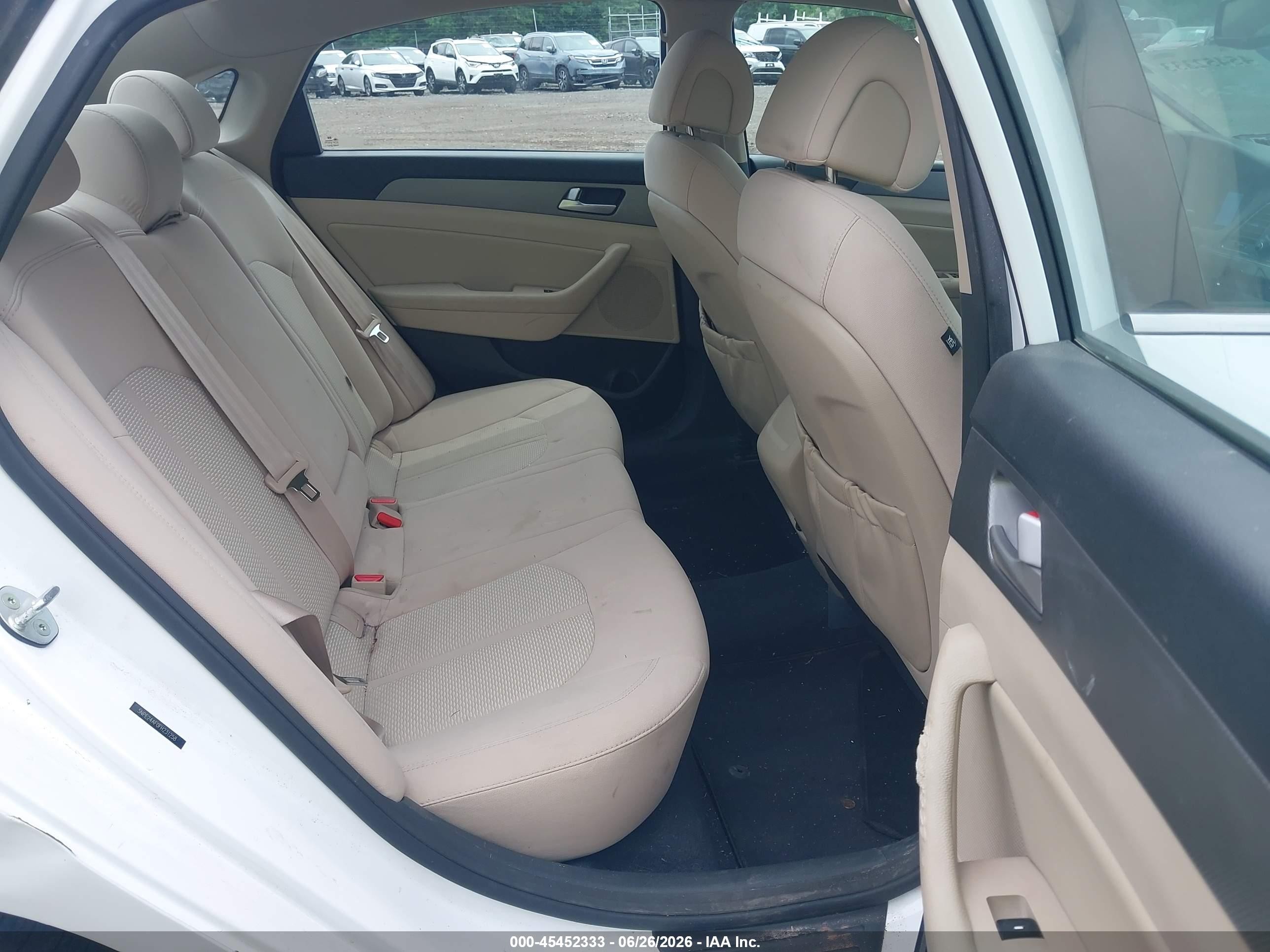 2015 Hyundai Sonata Se White vin: 5NPE24AF0FH231258