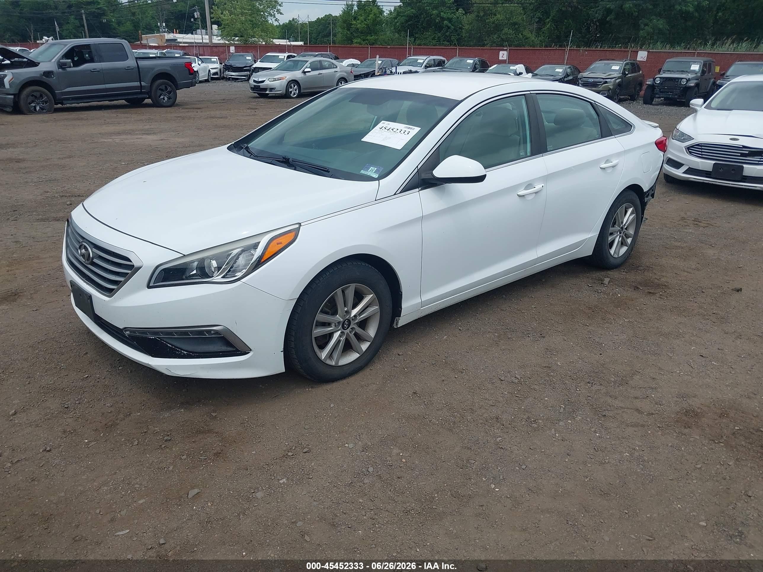 2015 Hyundai Sonata Se White vin: 5NPE24AF0FH231258