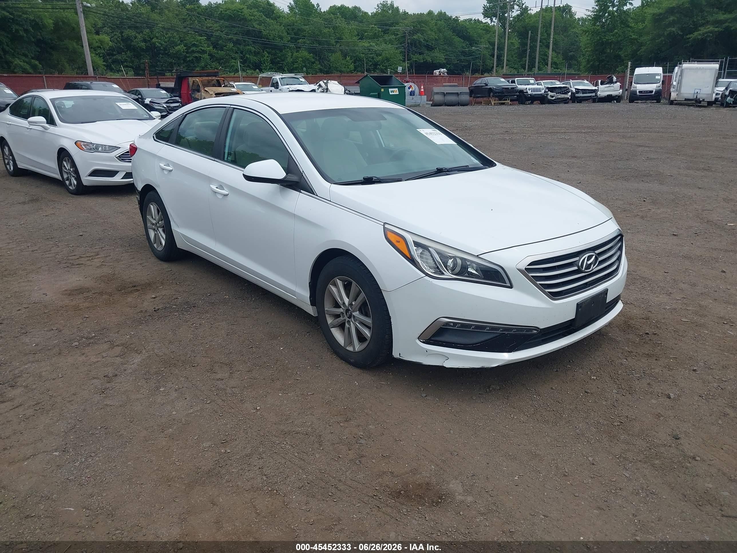 2015 Hyundai Sonata Se White vin: 5NPE24AF0FH231258
