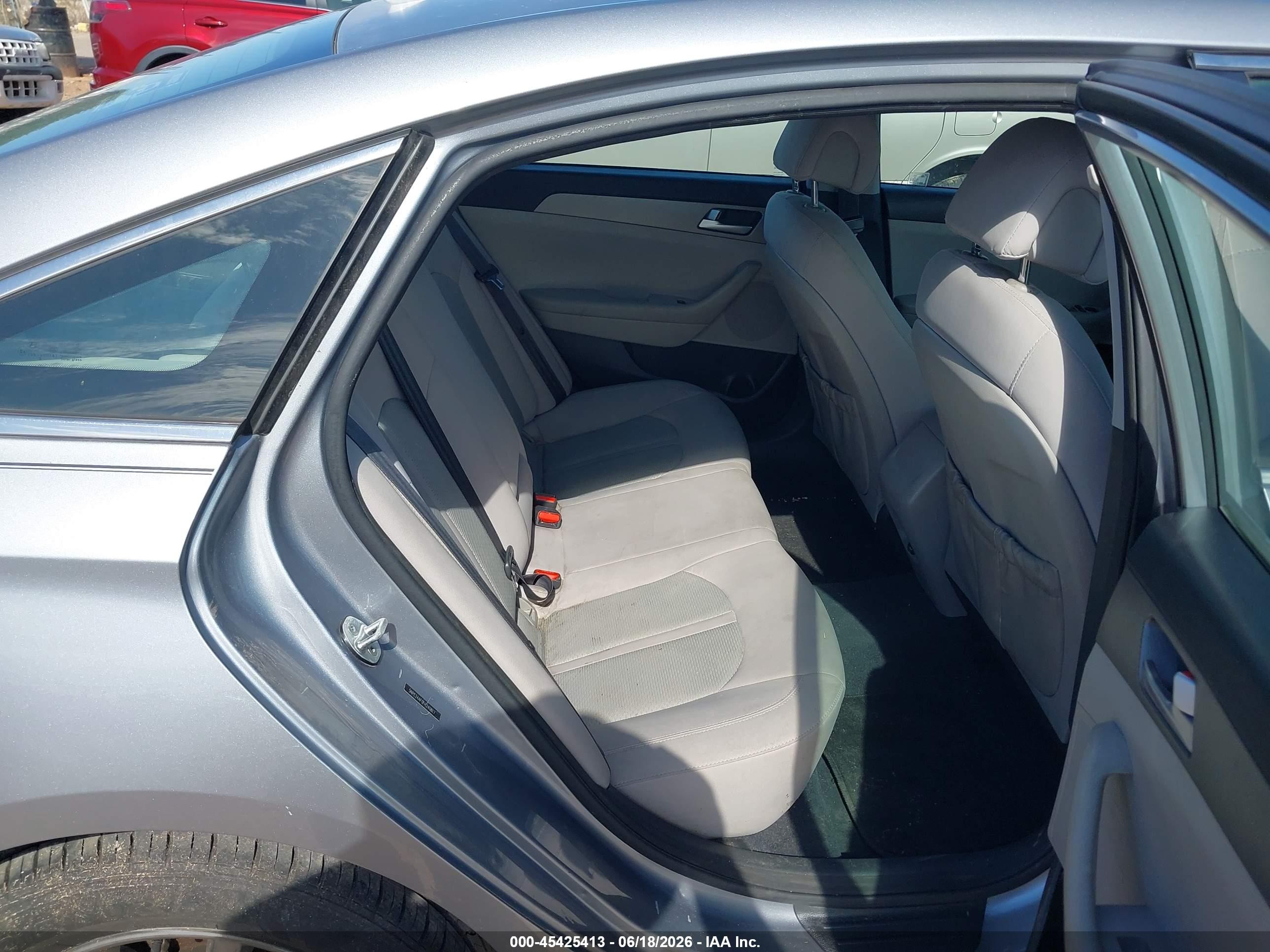 2015 Hyundai Sonata Se Silver vin: 5NPE24AF0FH240817