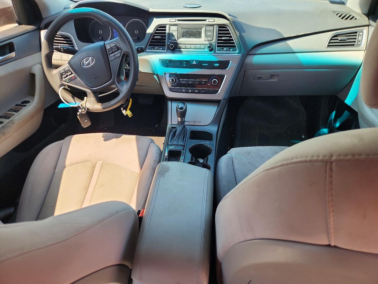 2016 Hyundai Sonata Se Silver vin: 5NPE24AF0GH403032