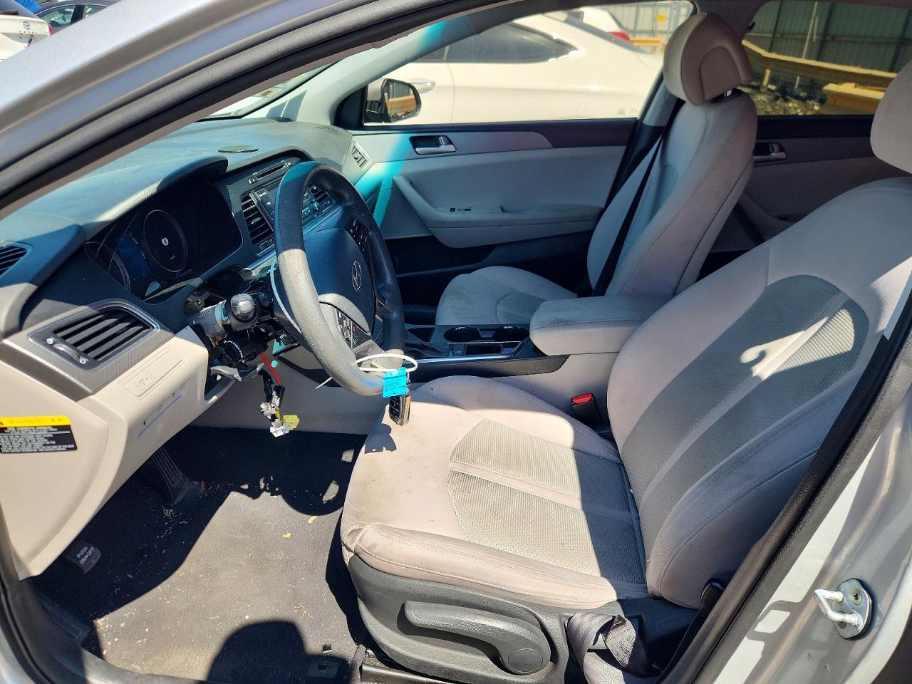 2016 Hyundai Sonata Se Silver vin: 5NPE24AF0GH403032