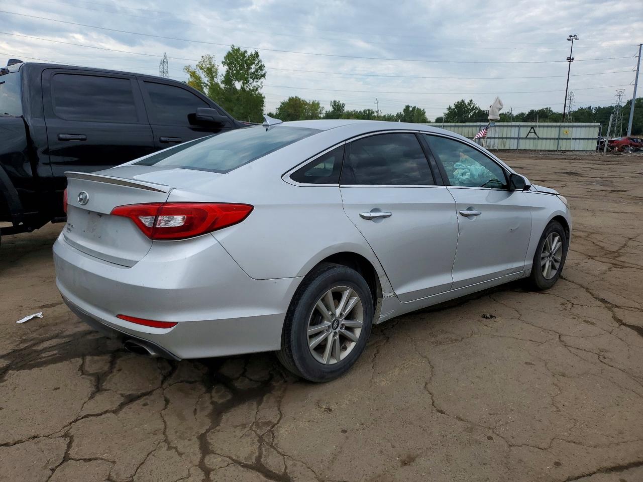 2017 Hyundai Sonata Se Silver vin: 5NPE24AF0HH545818