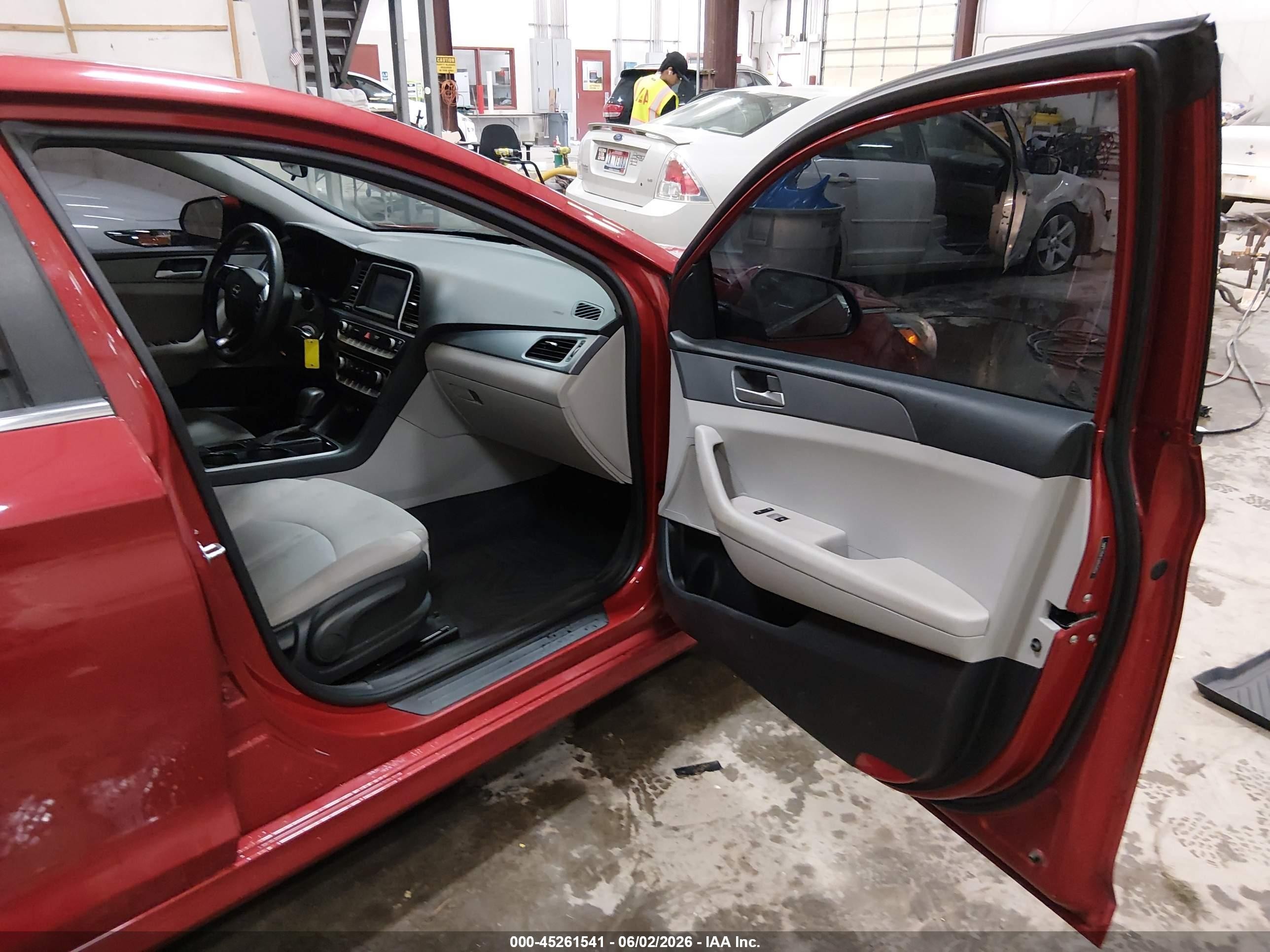 2018 Hyundai Sonata Se Red vin: 5NPE24AF0JH605859