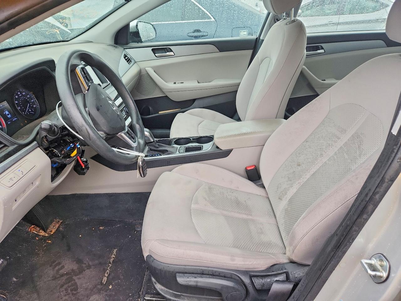 2018 Hyundai Sonata Se Серебряный vin: 5NPE24AF0JH701202