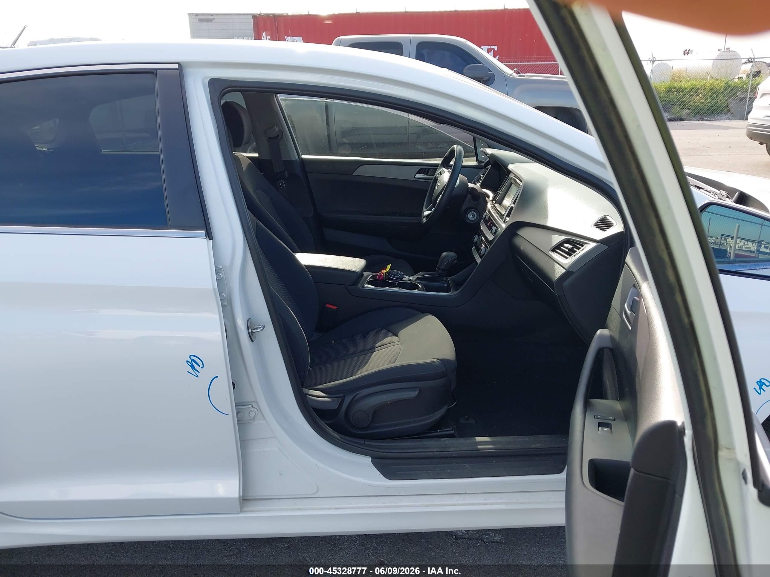 2019 Hyundai Sonata Se White vin: 5NPE24AF0KH754824