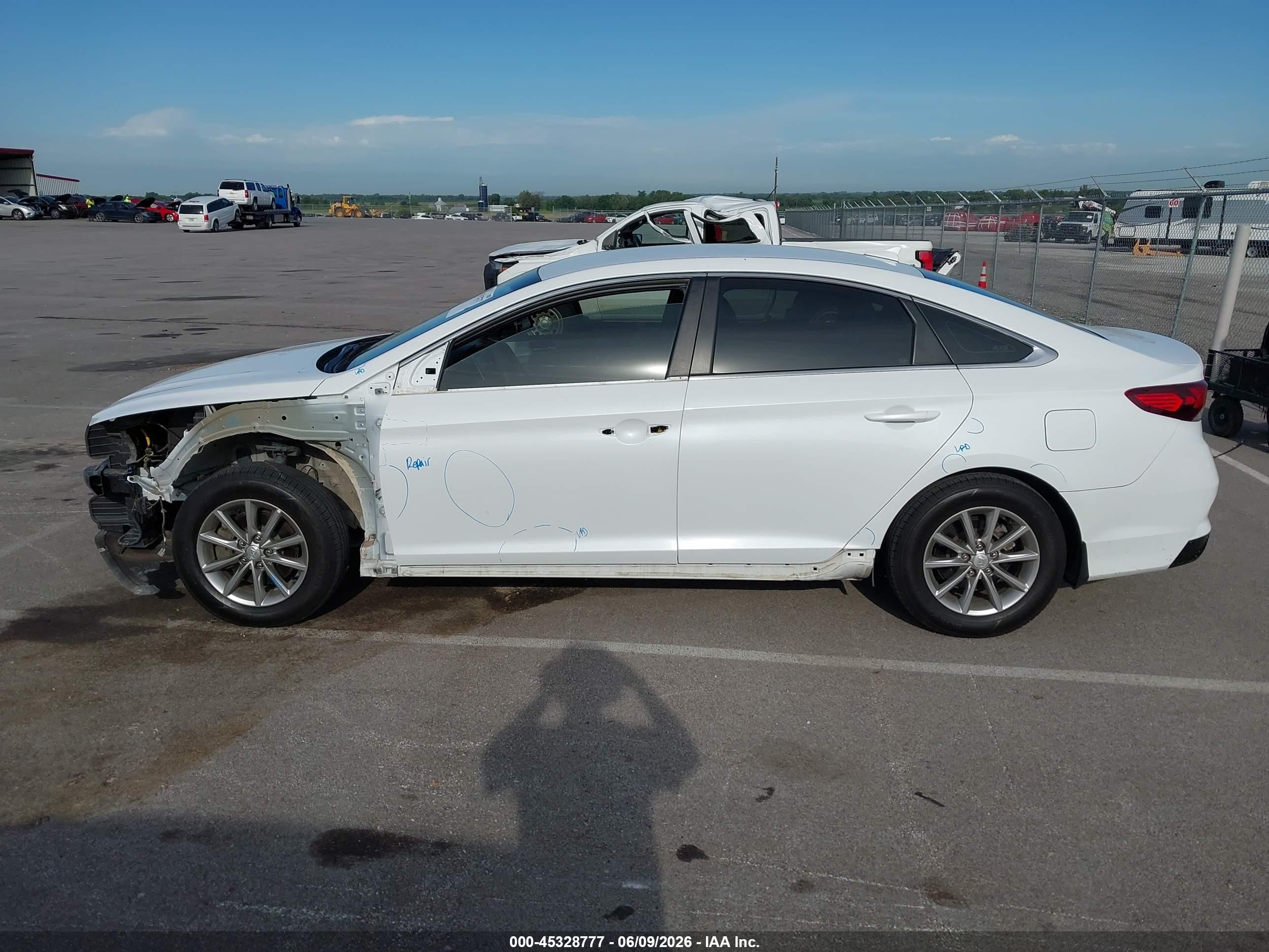 2019 Hyundai Sonata Se White vin: 5NPE24AF0KH754824