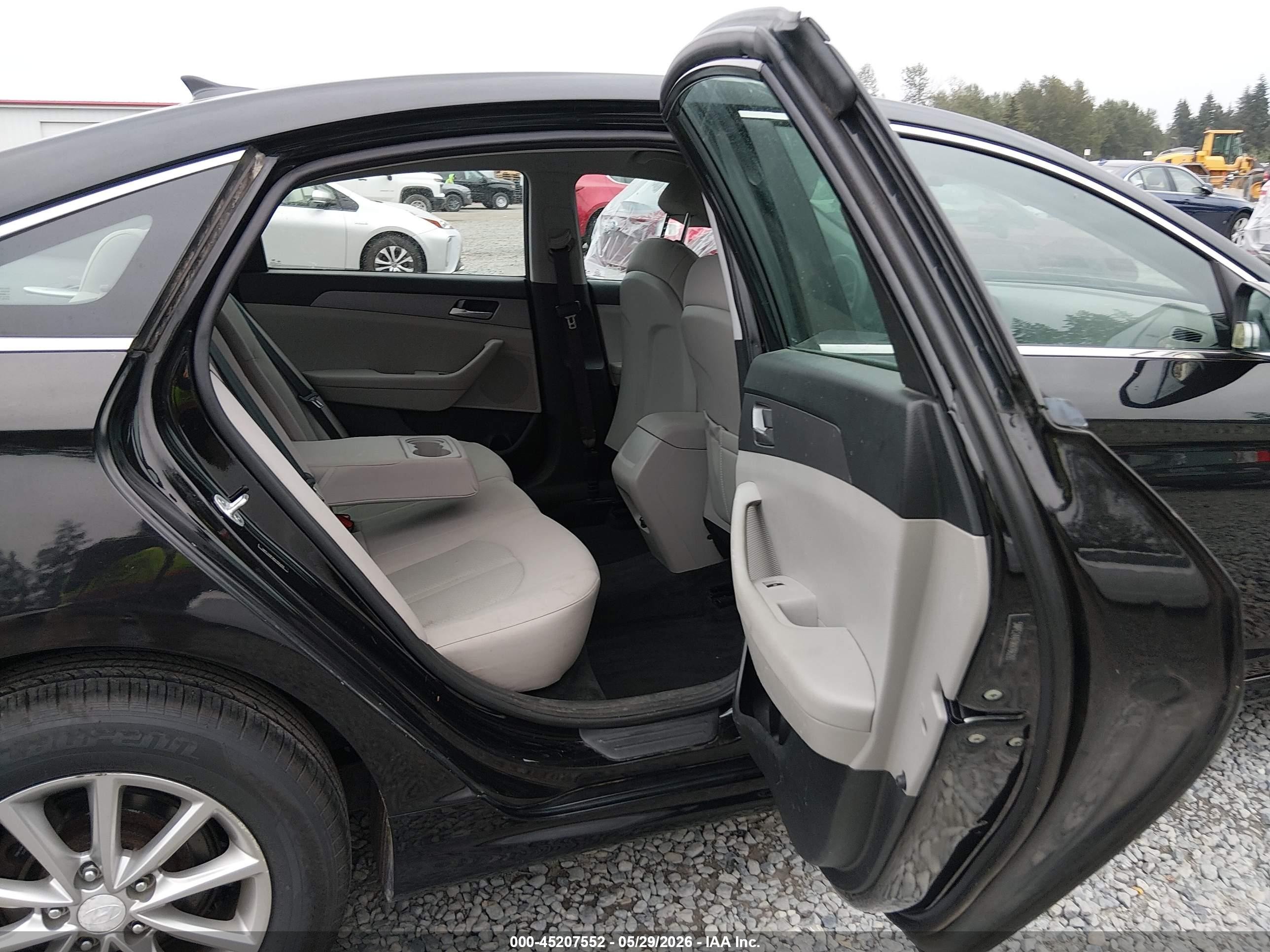 2019 Hyundai Sonata Se Black vin: 5NPE24AF0KH766293