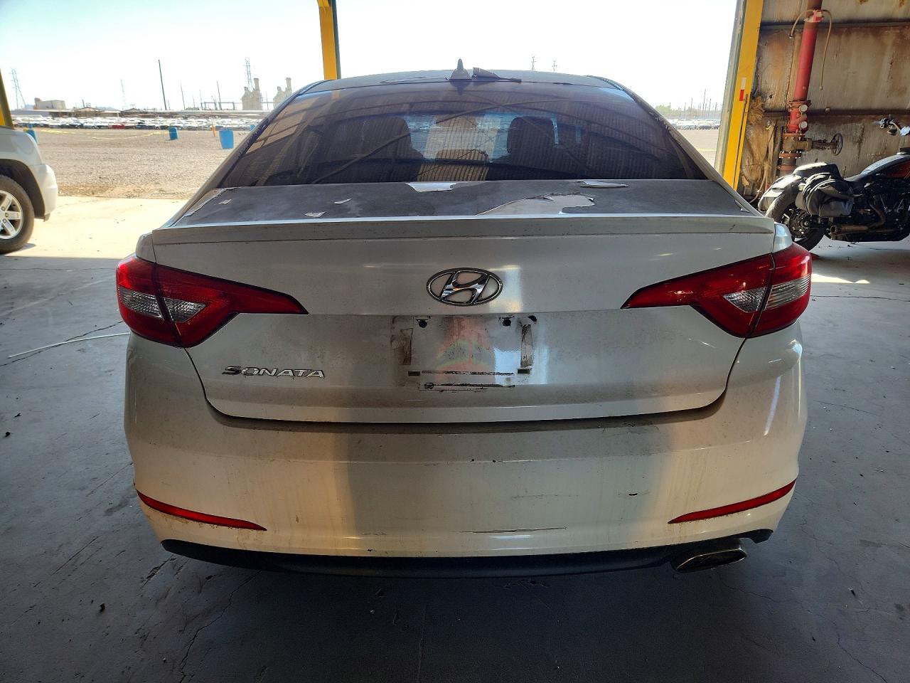 2015 Hyundai Sonata Se White vin: 5NPE24AF1FH038746