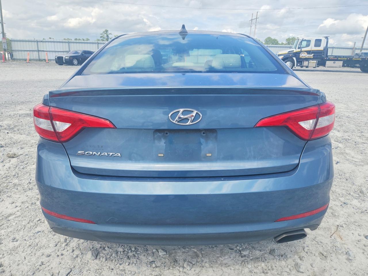 2015 Hyundai Sonata Se Blue vin: 5NPE24AF1FH059595