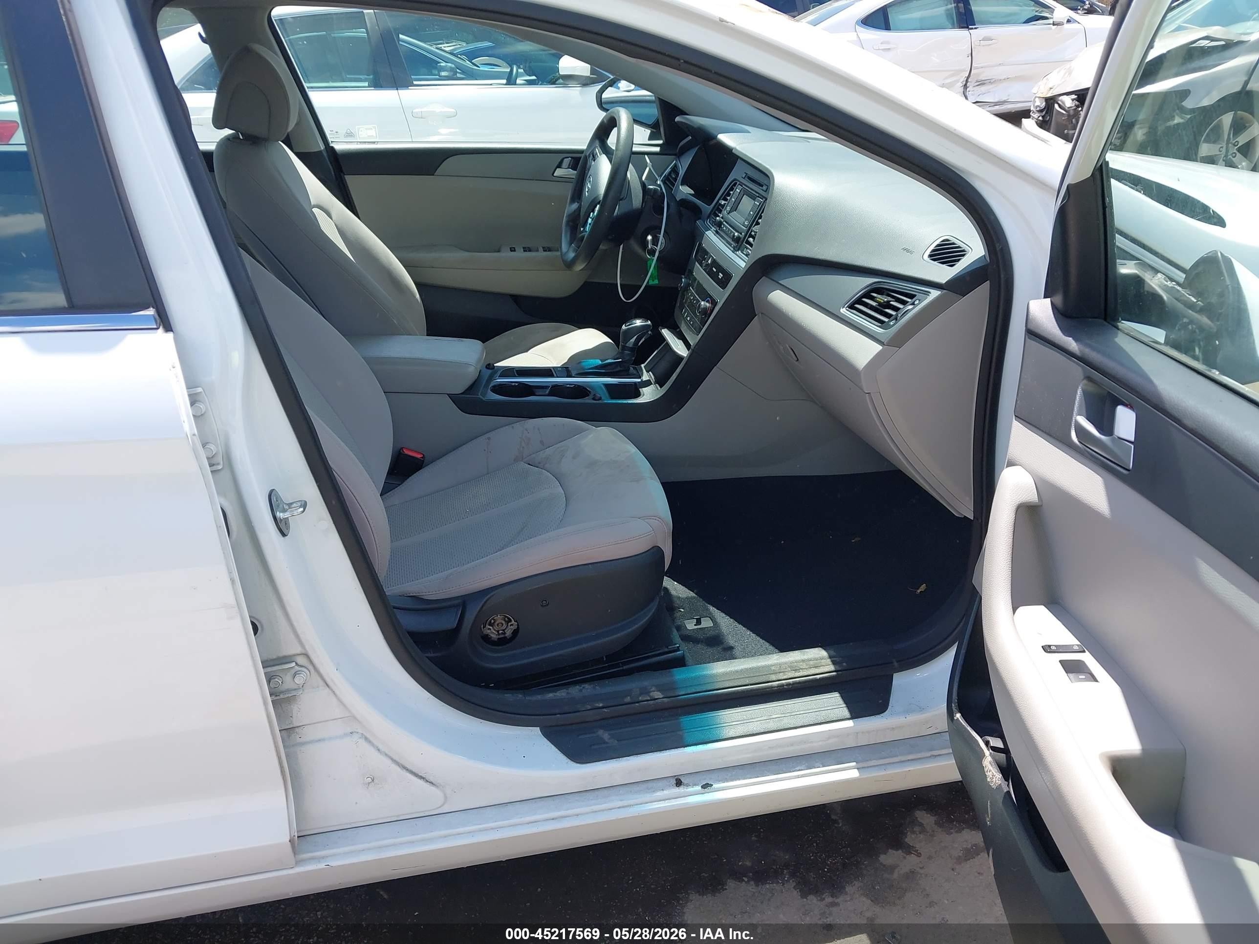 2015 Hyundai Sonata Se White vin: 5NPE24AF1FH087560
