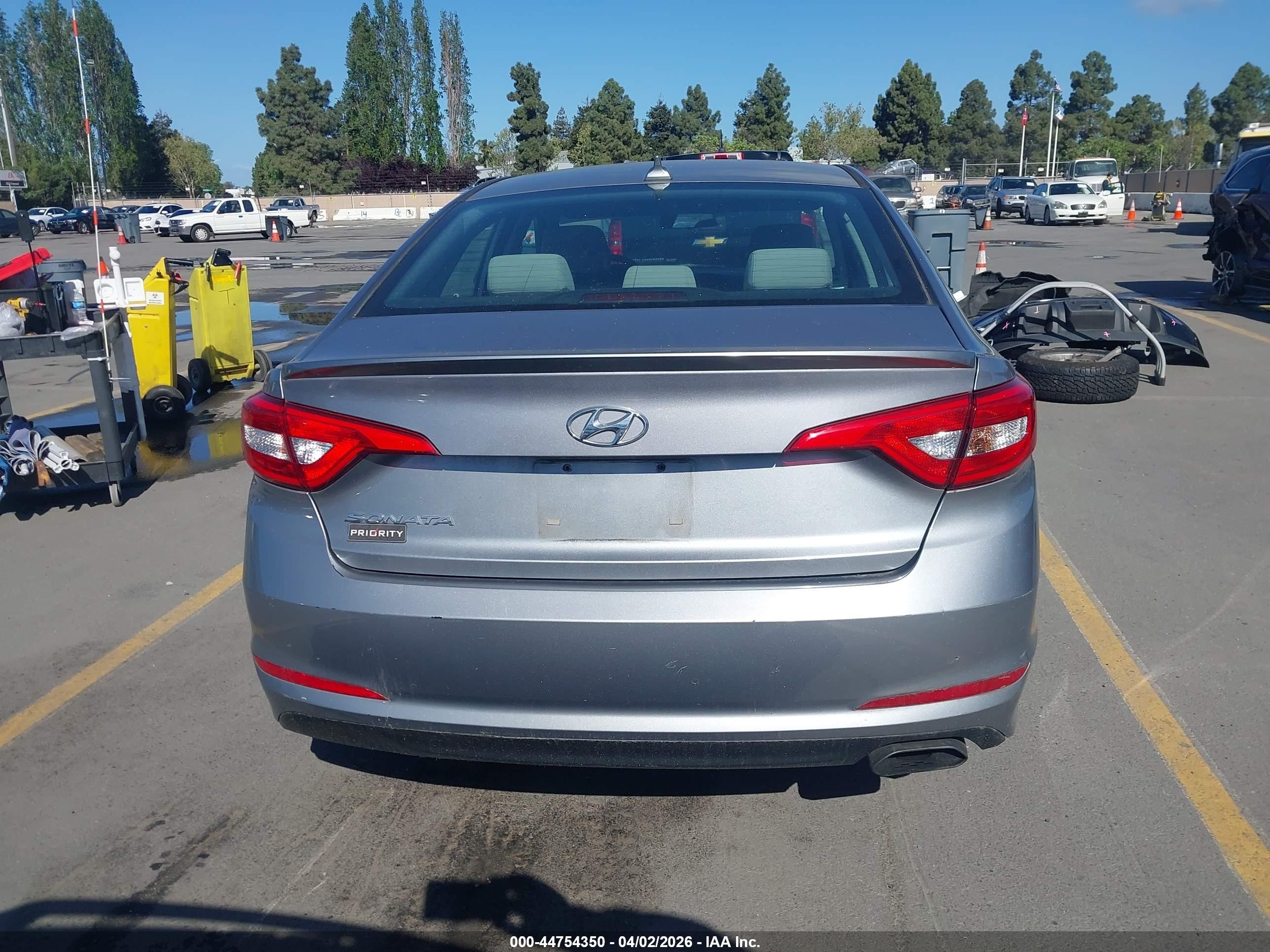 2015 Hyundai Sonata Se Gray vin: 5NPE24AF1FH142816