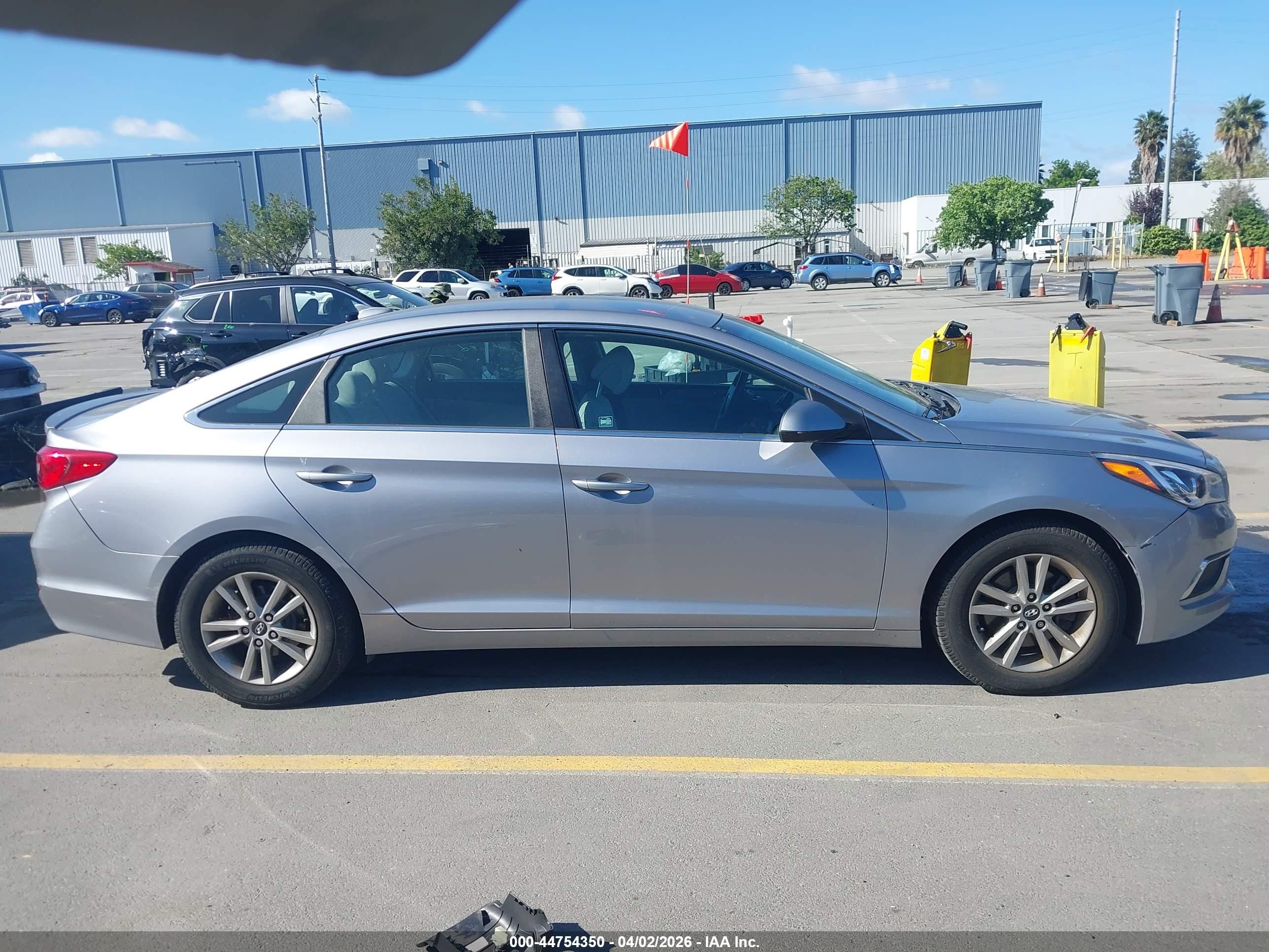 2015 Hyundai Sonata Se Gray vin: 5NPE24AF1FH142816