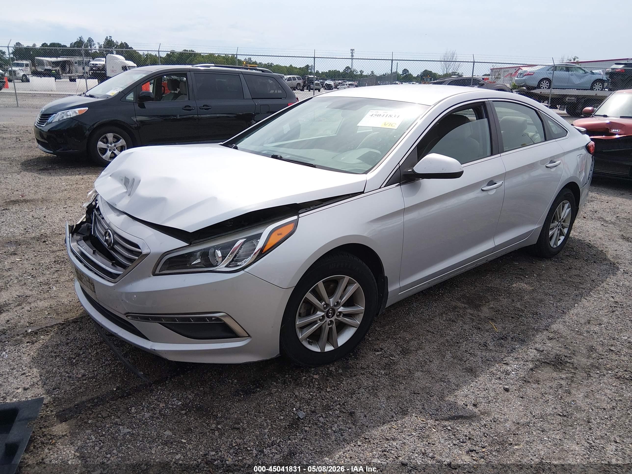 2015 Hyundai Sonata Se Серебряный vin: 5NPE24AF1FH148759