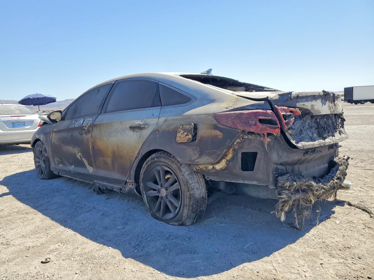 2015 Hyundai Sonata Se Burn vin: 5NPE24AF1FH149023