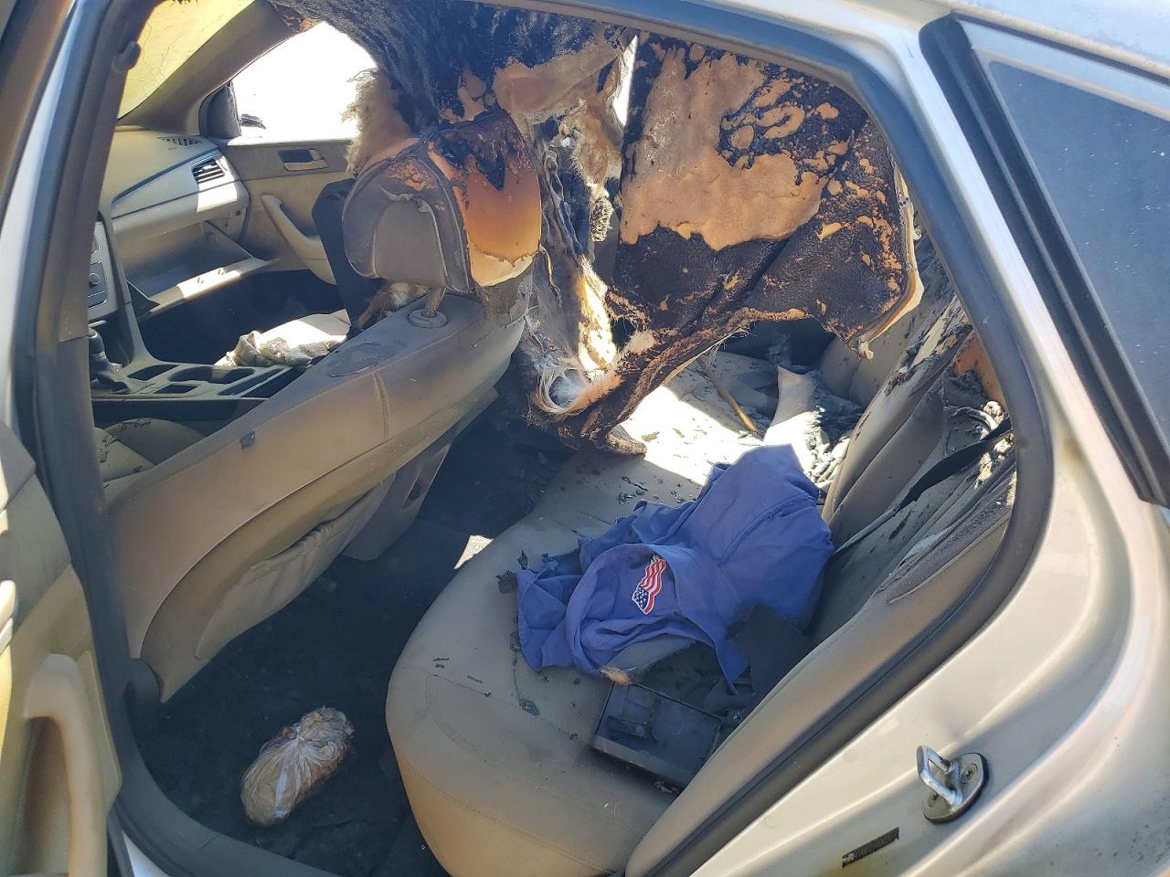 2015 Hyundai Sonata Se Burn vin: 5NPE24AF1FH149023