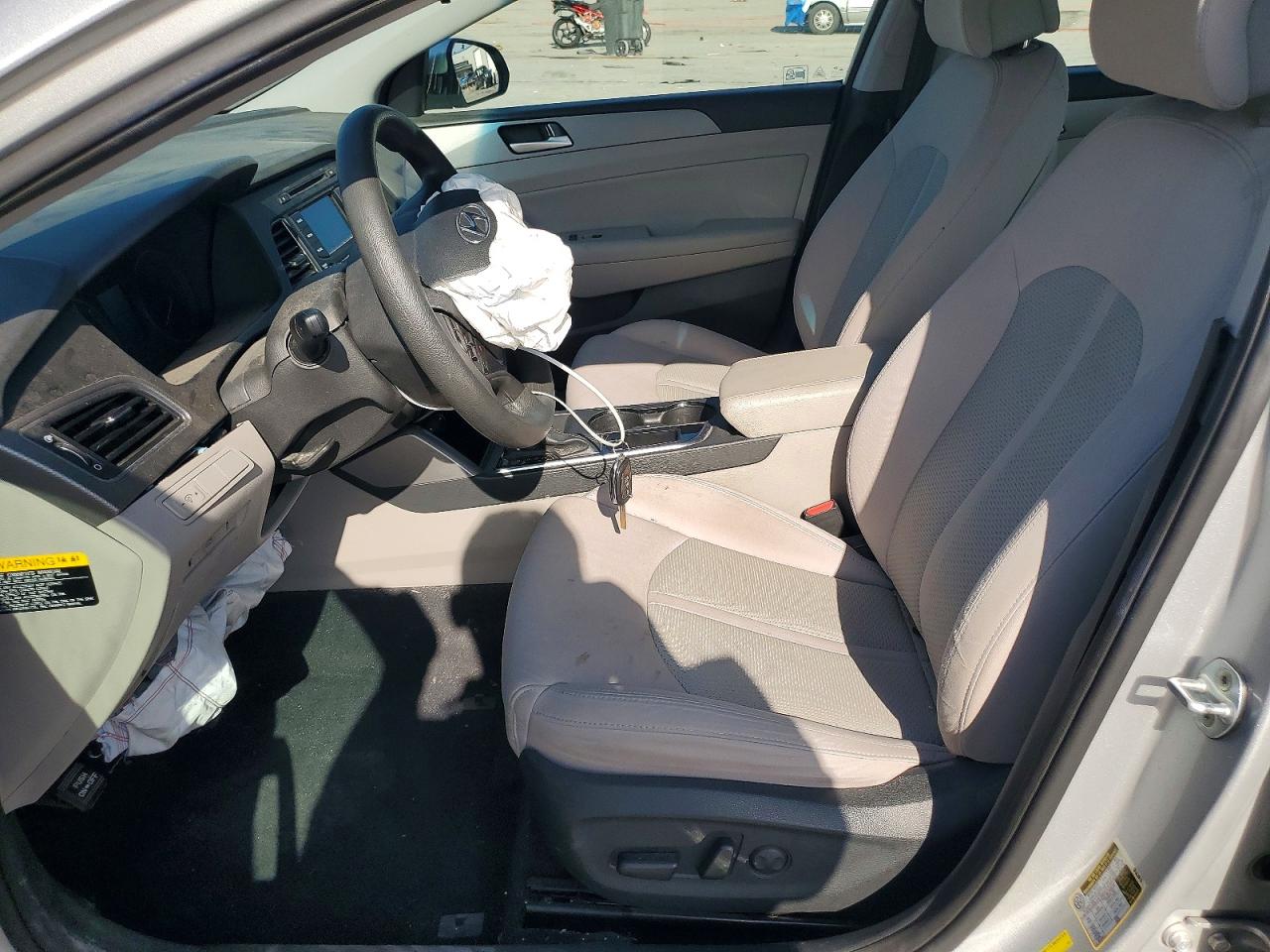 2015 Hyundai Sonata Se Silver vin: 5NPE24AF1FH158319