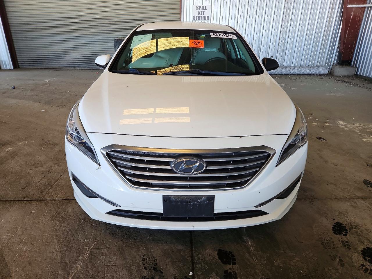 2015 Hyundai Sonata Se White vin: 5NPE24AF1FH161608