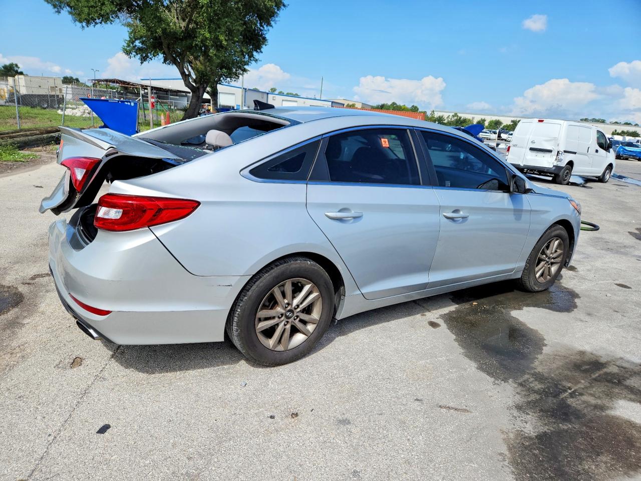 2015 Hyundai Sonata Gray vin: 5NPE24AF1FH182958