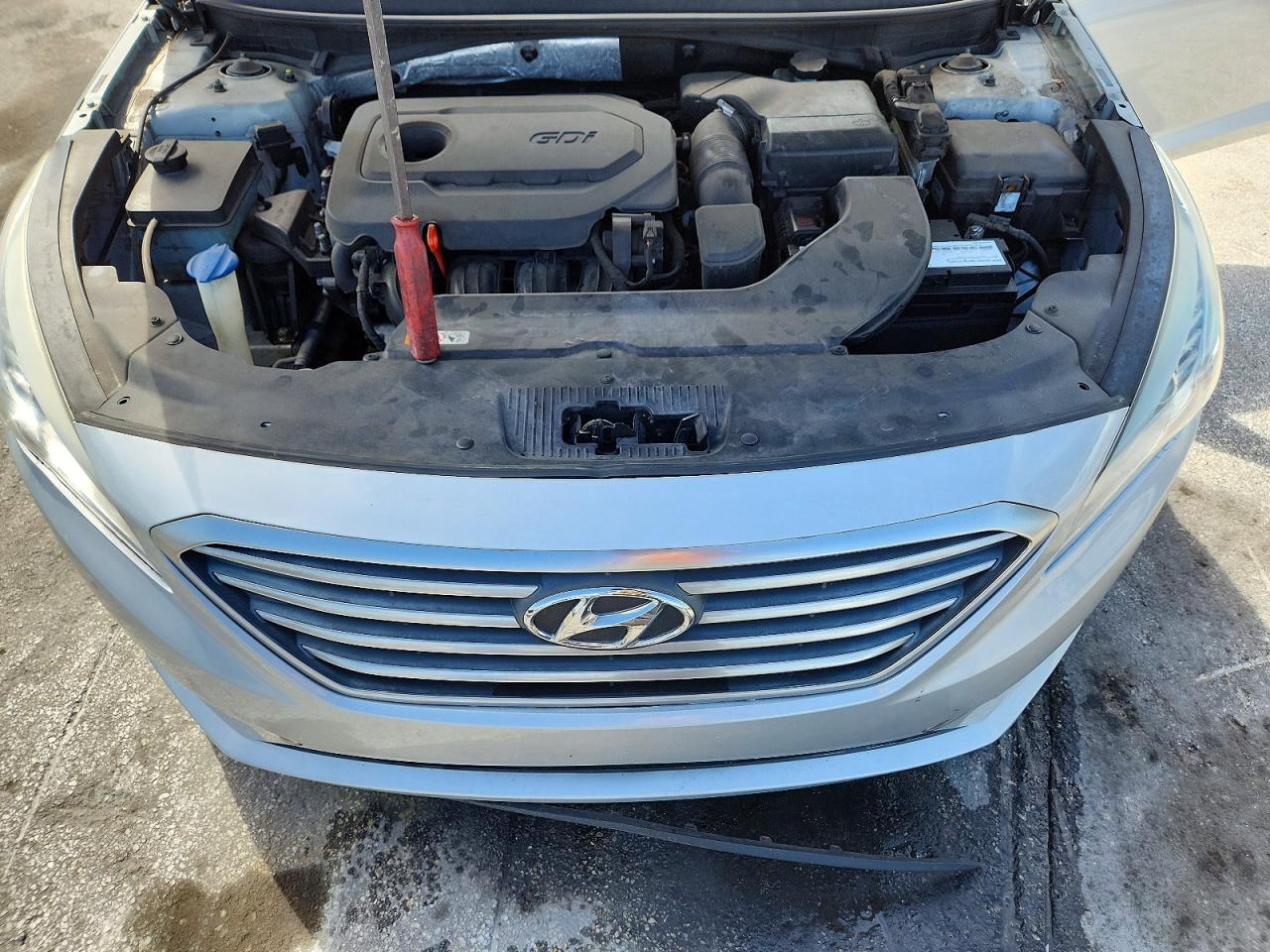 2015 Hyundai Sonata Gray vin: 5NPE24AF1FH182958