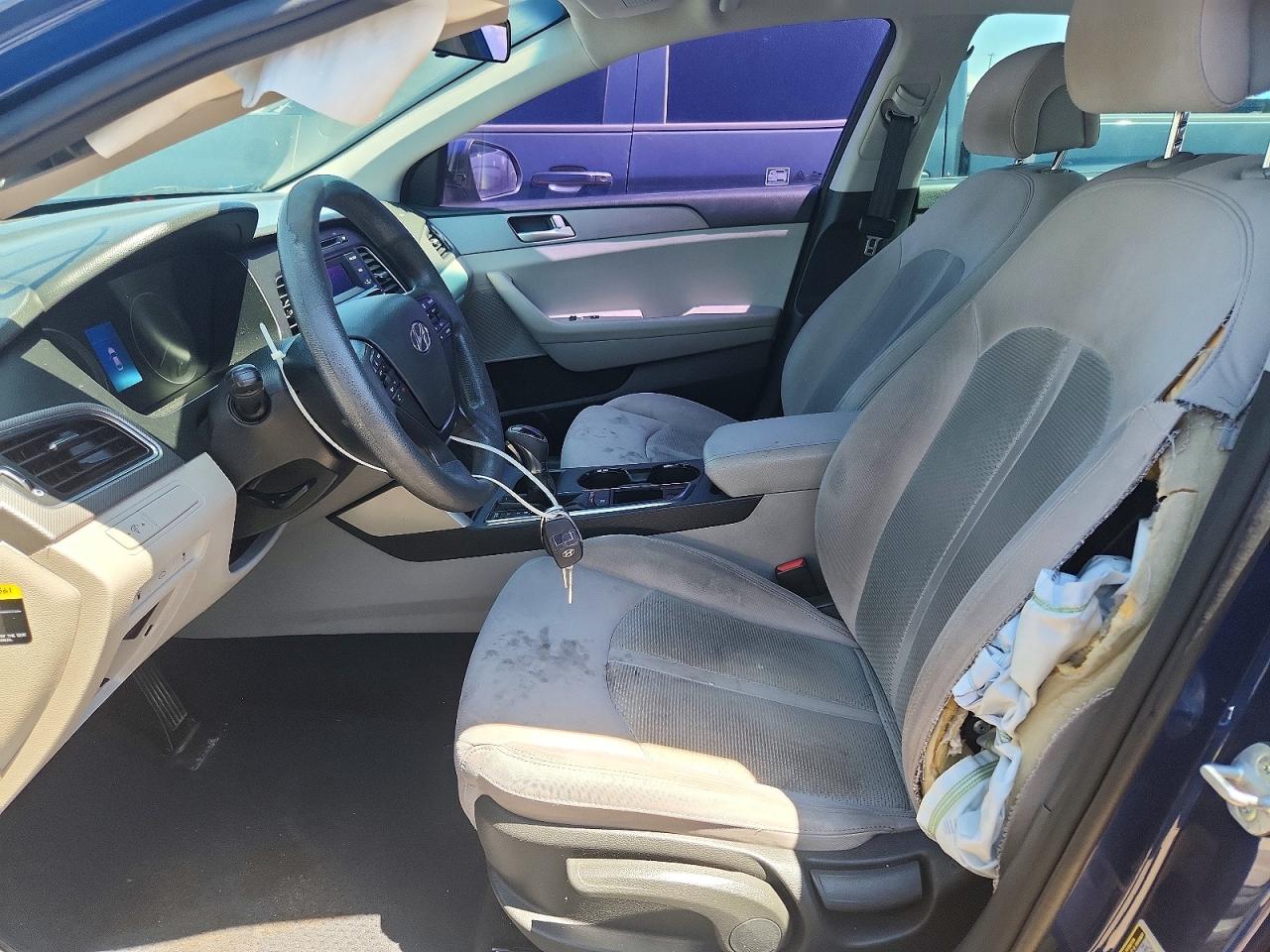 2015 Hyundai Sonata Se Blue vin: 5NPE24AF1FH188162
