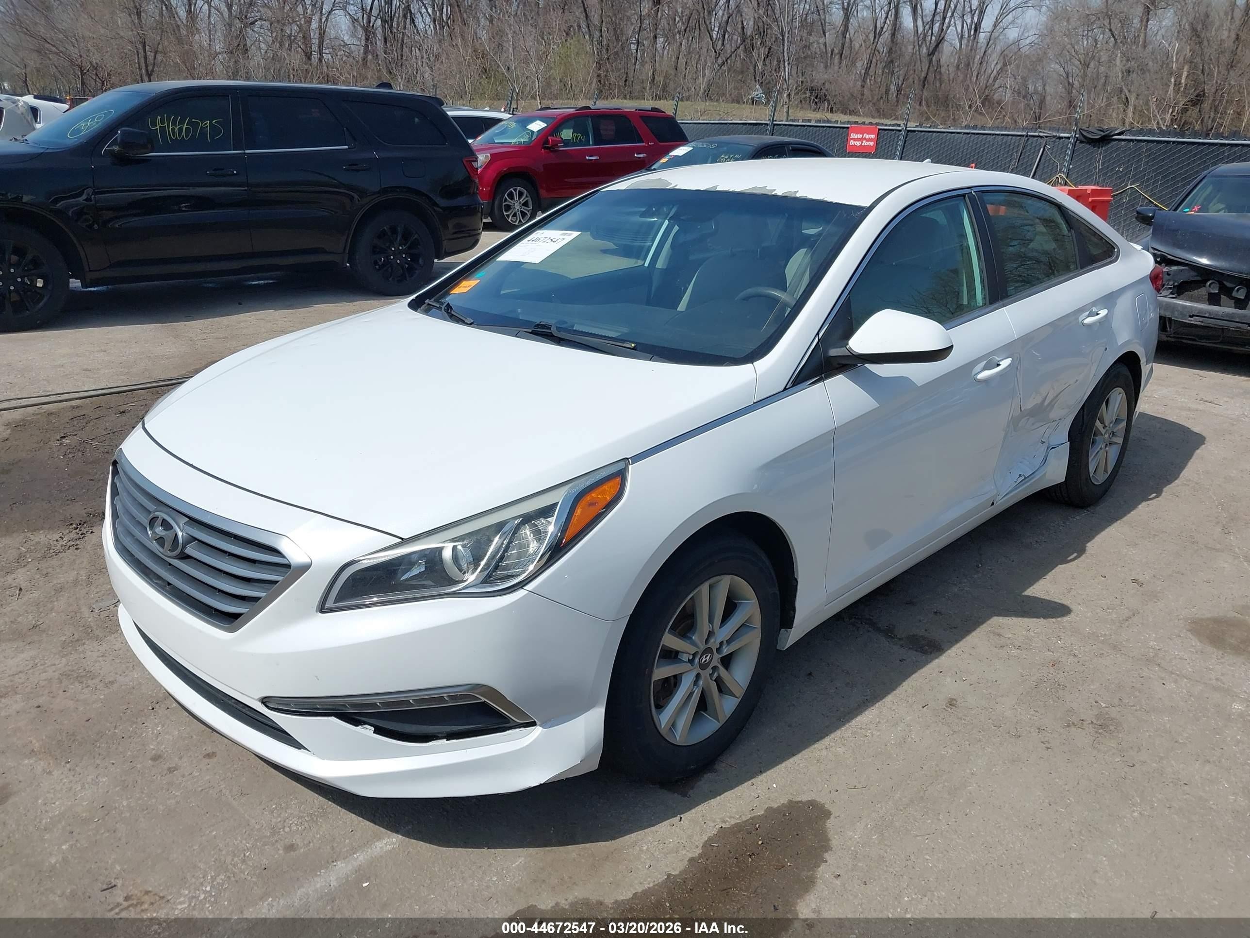 2015 Hyundai Sonata Se White vin: 5NPE24AF1FH190493
