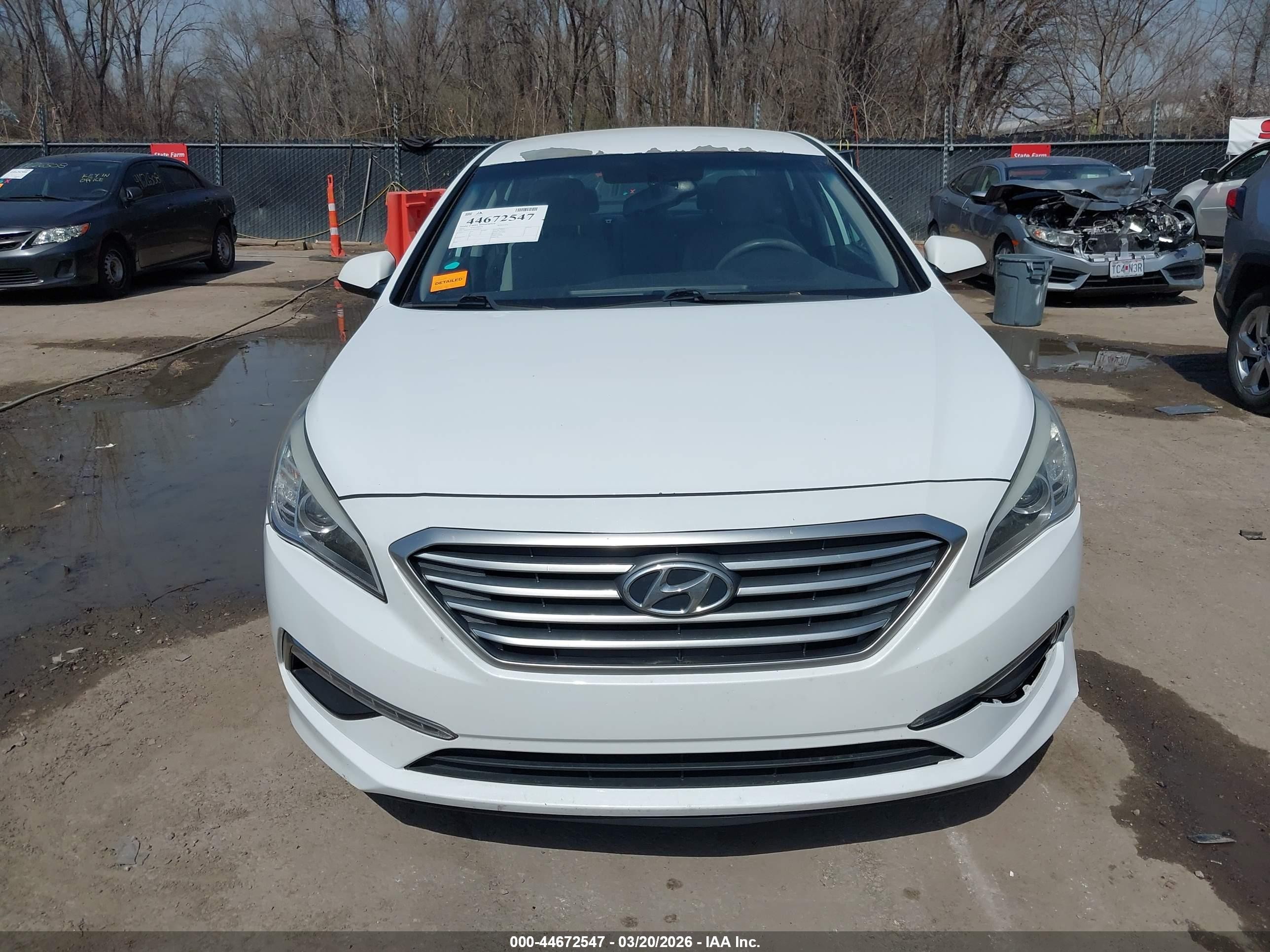 2015 Hyundai Sonata Se White vin: 5NPE24AF1FH190493