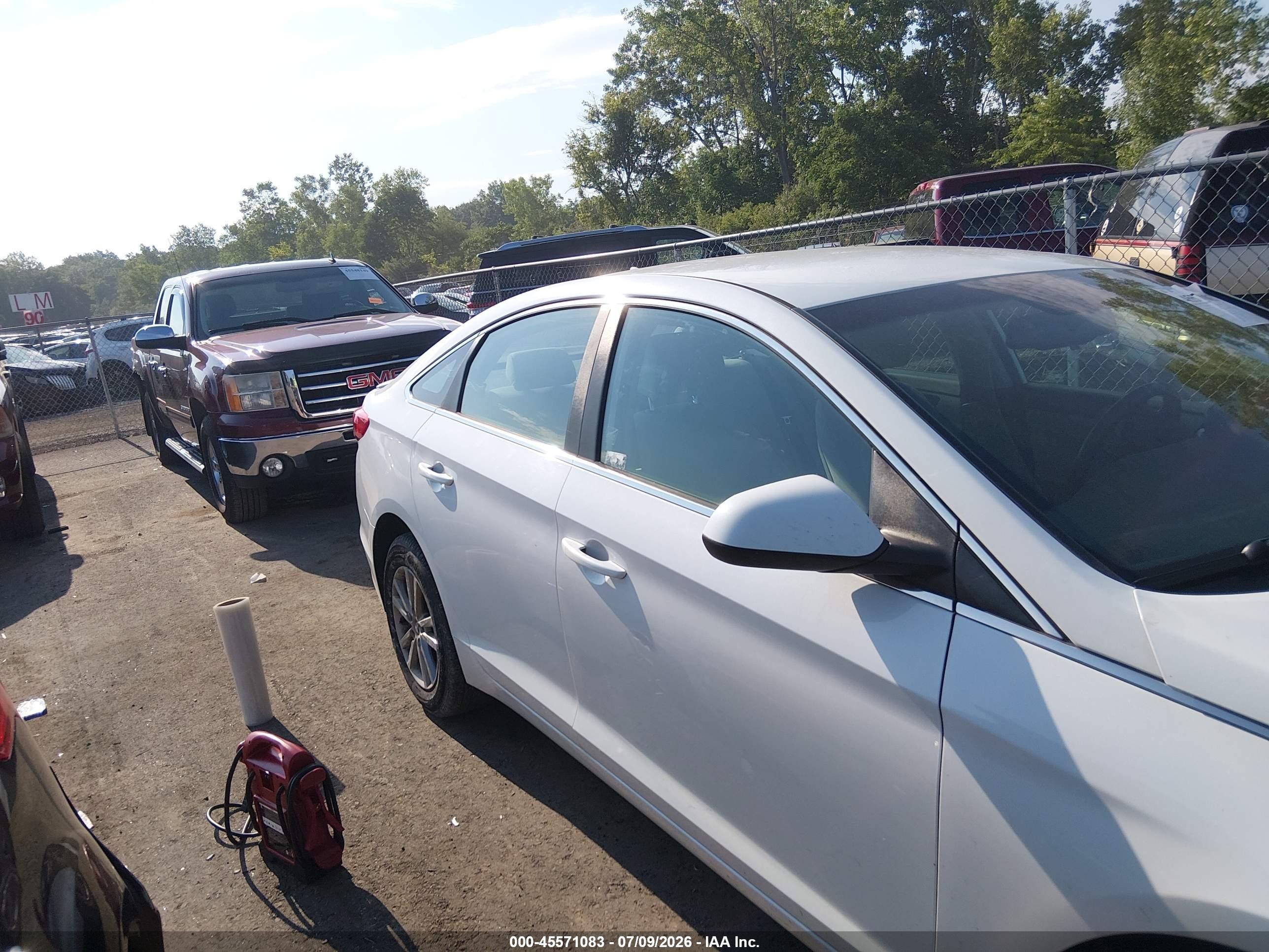 2015 Hyundai Sonata Se White vin: 5NPE24AF1FH212069