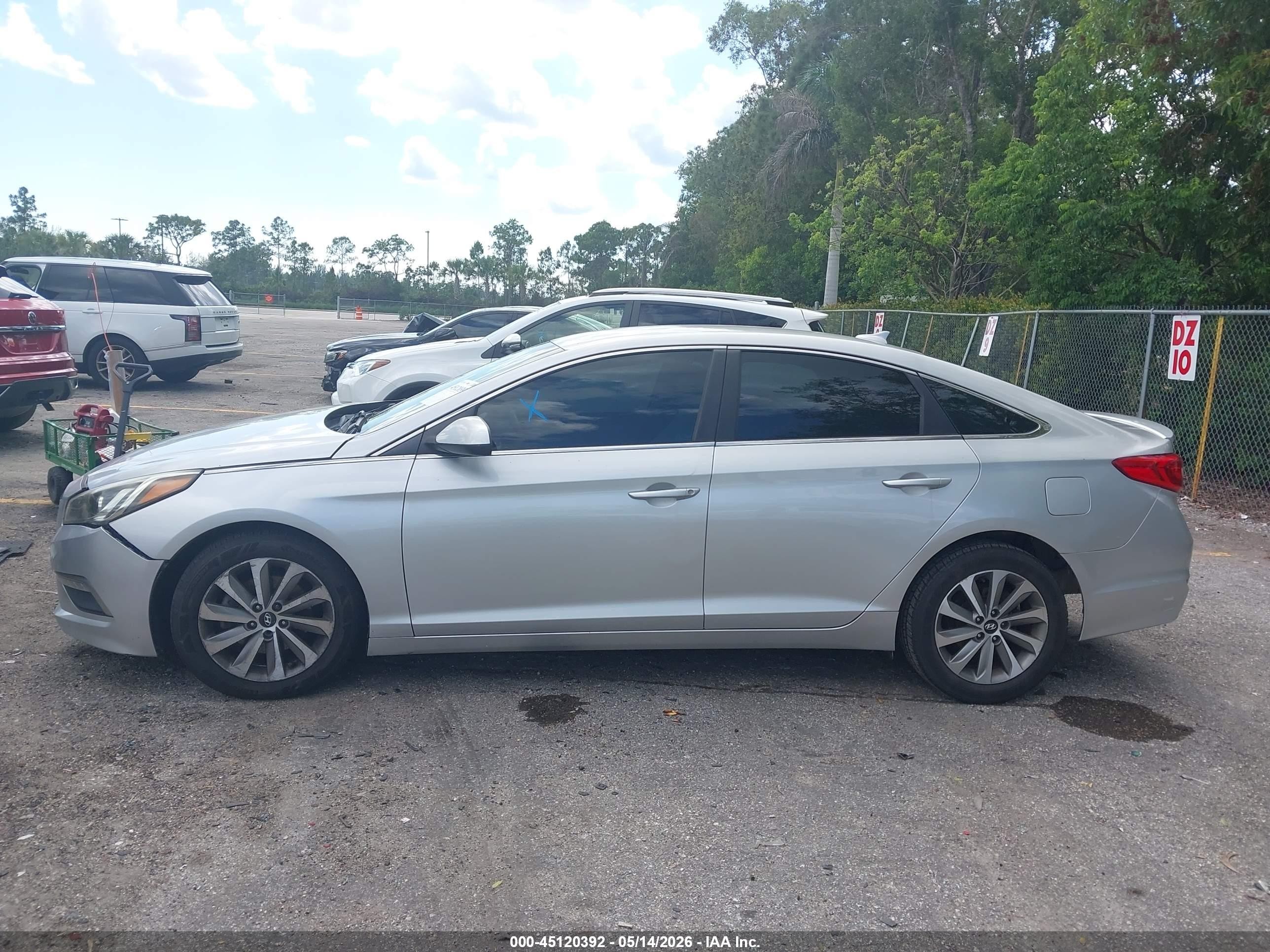 2015 Hyundai Sonata Se Silver vin: 5NPE24AF1FH217787