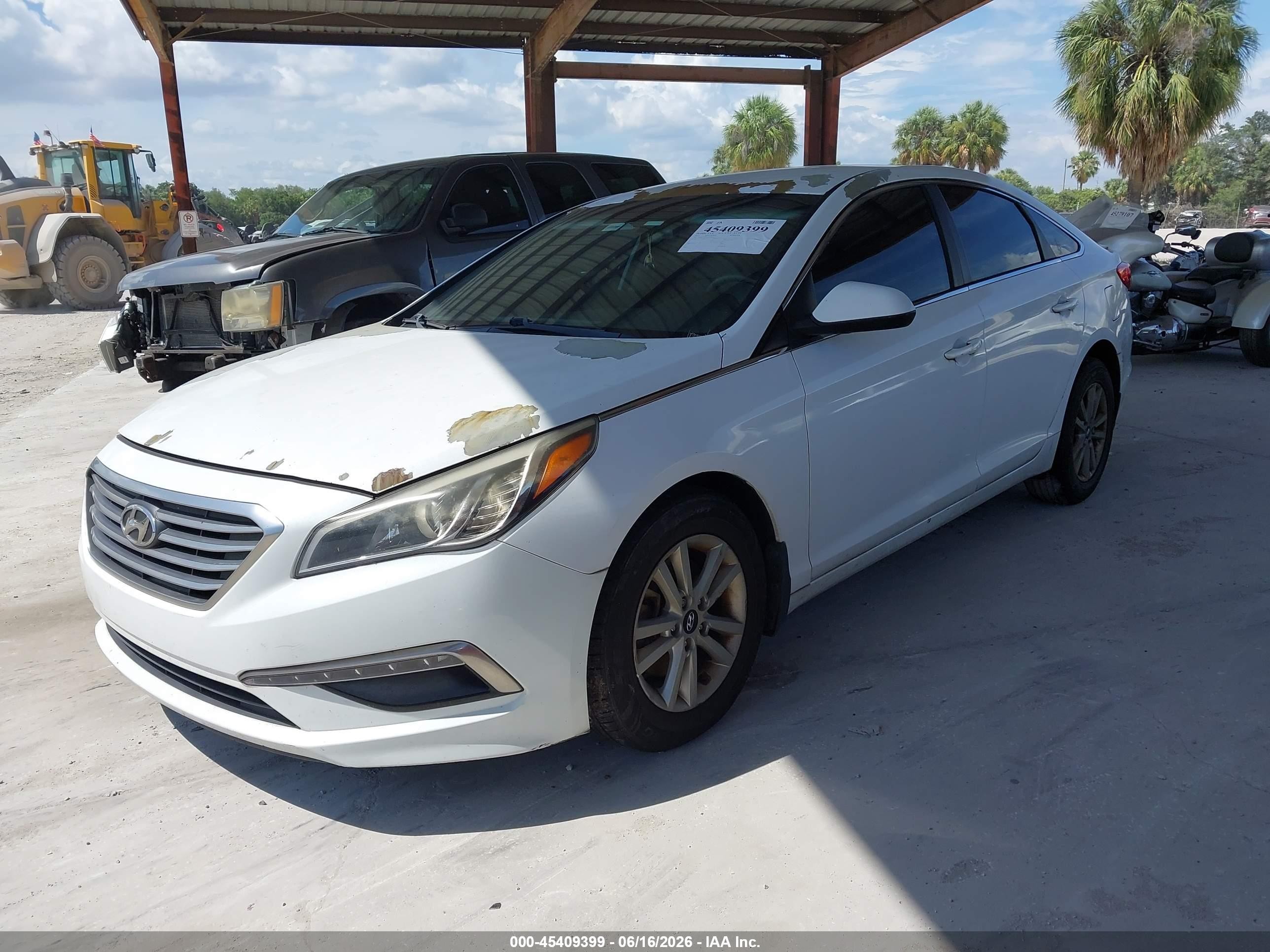 2015 Hyundai Sonata Se White vin: 5NPE24AF1FH219636