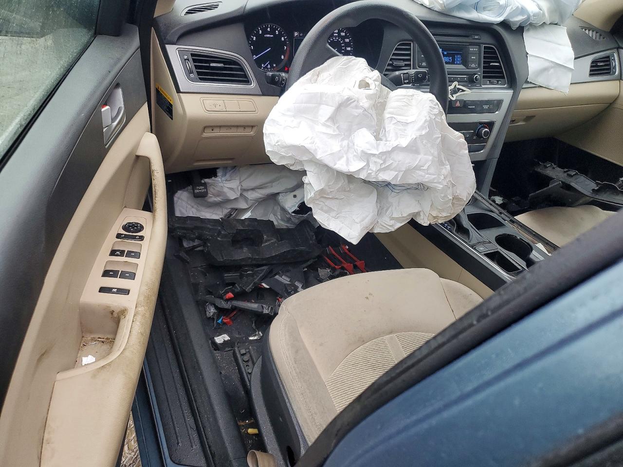 2015 Hyundai Sonata Se Синий vin: 5NPE24AF1FH221144