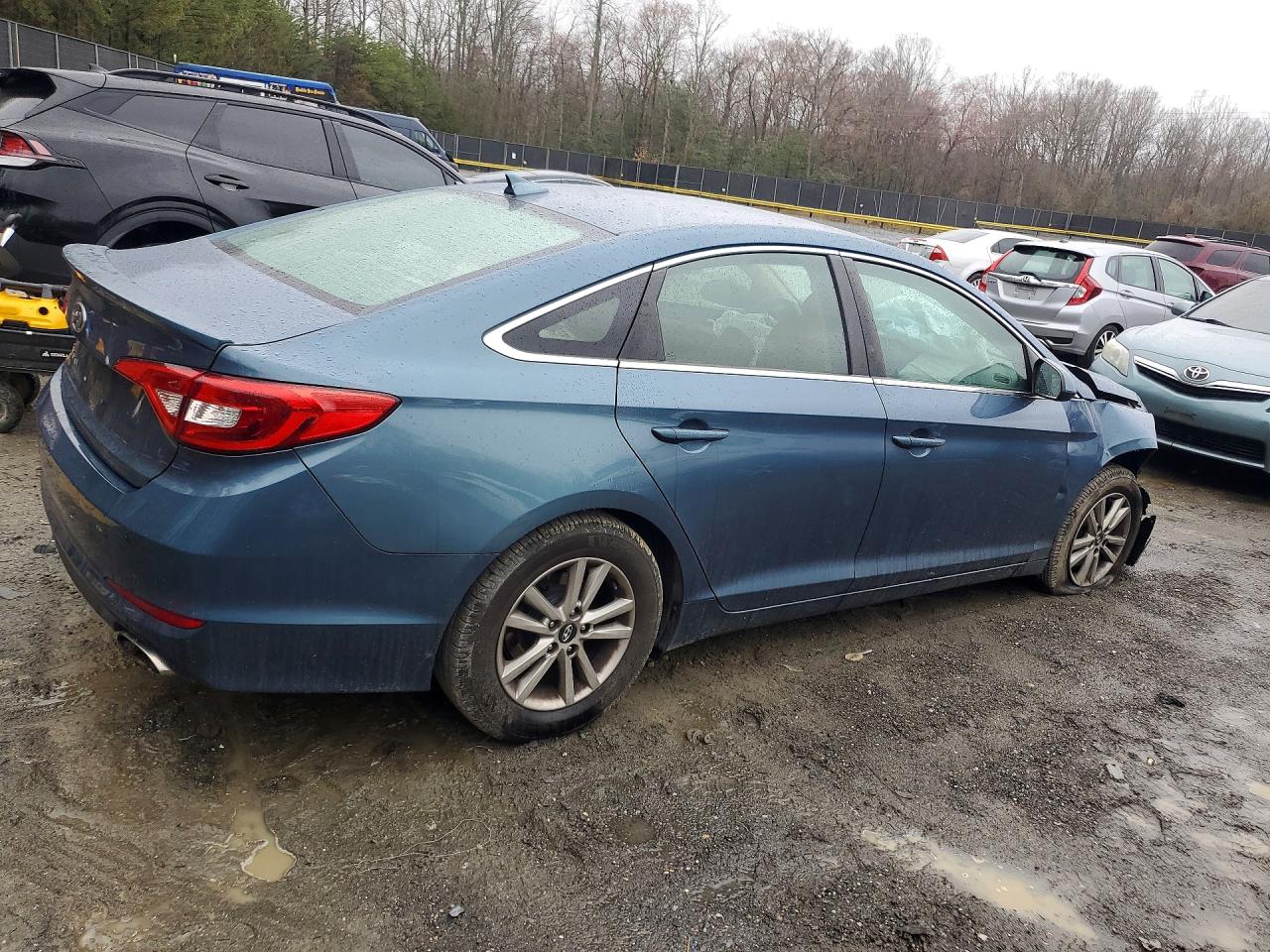 2015 Hyundai Sonata Se Синий vin: 5NPE24AF1FH221144