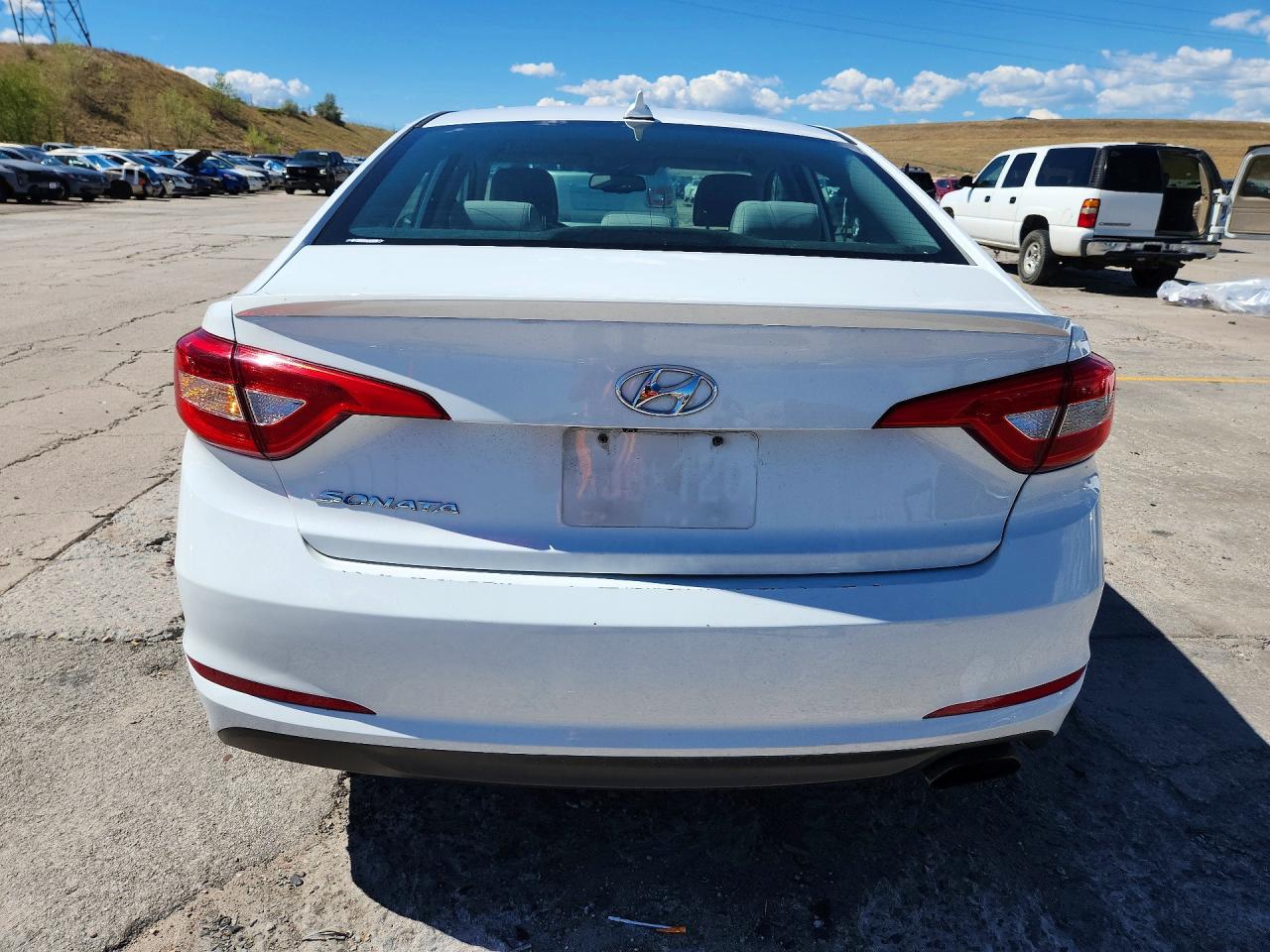 2016 Hyundai Sonata Se White vin: 5NPE24AF1GH341446