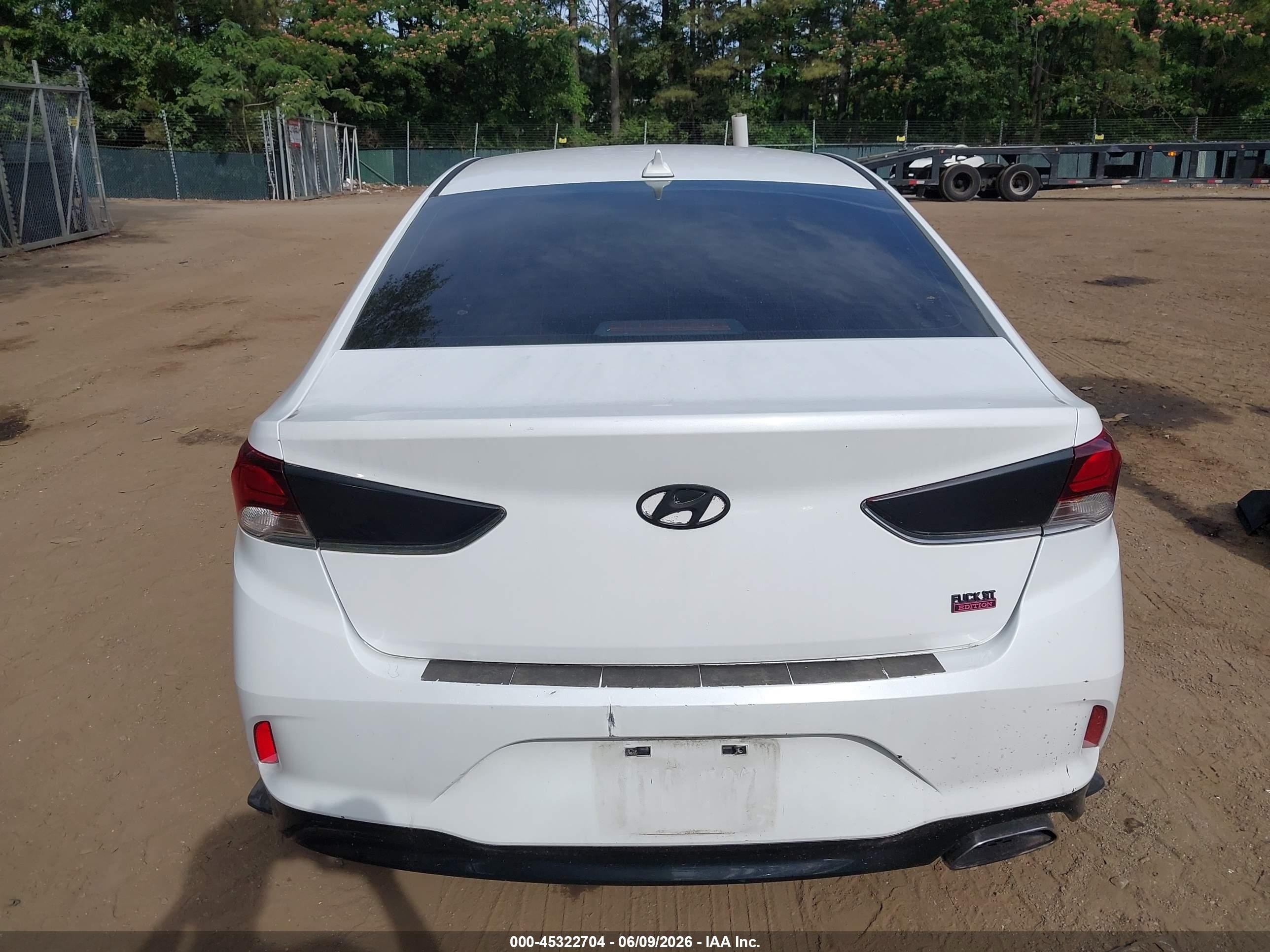 2018 Hyundai Sonata Se Белый vin: 5NPE24AF1JH725461