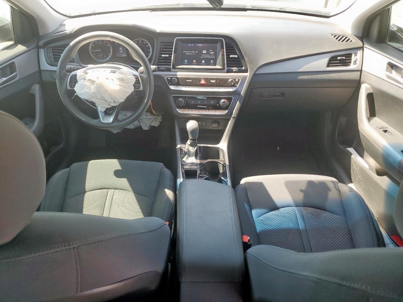 2019 Hyundai Sonata Se White vin: 5NPE24AF1KH756470