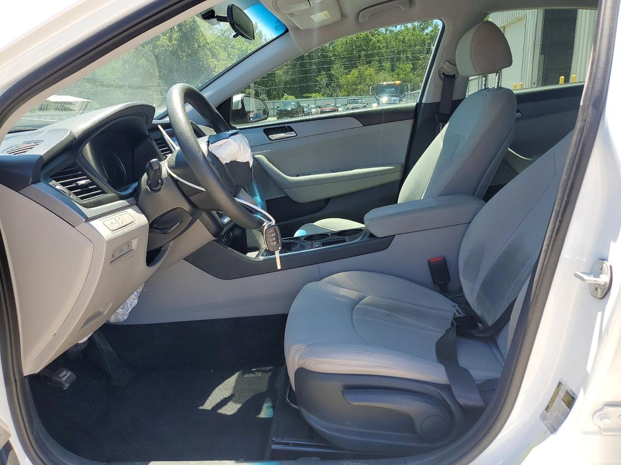 2019 Hyundai Sonata Se White vin: 5NPE24AF1KH770188