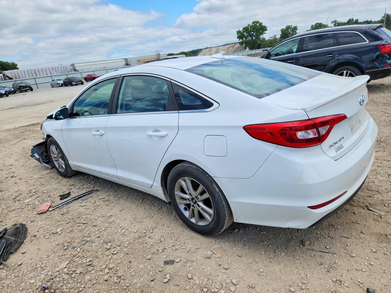 2015 Hyundai Sonata White vin: 5NPE24AF2FH000930