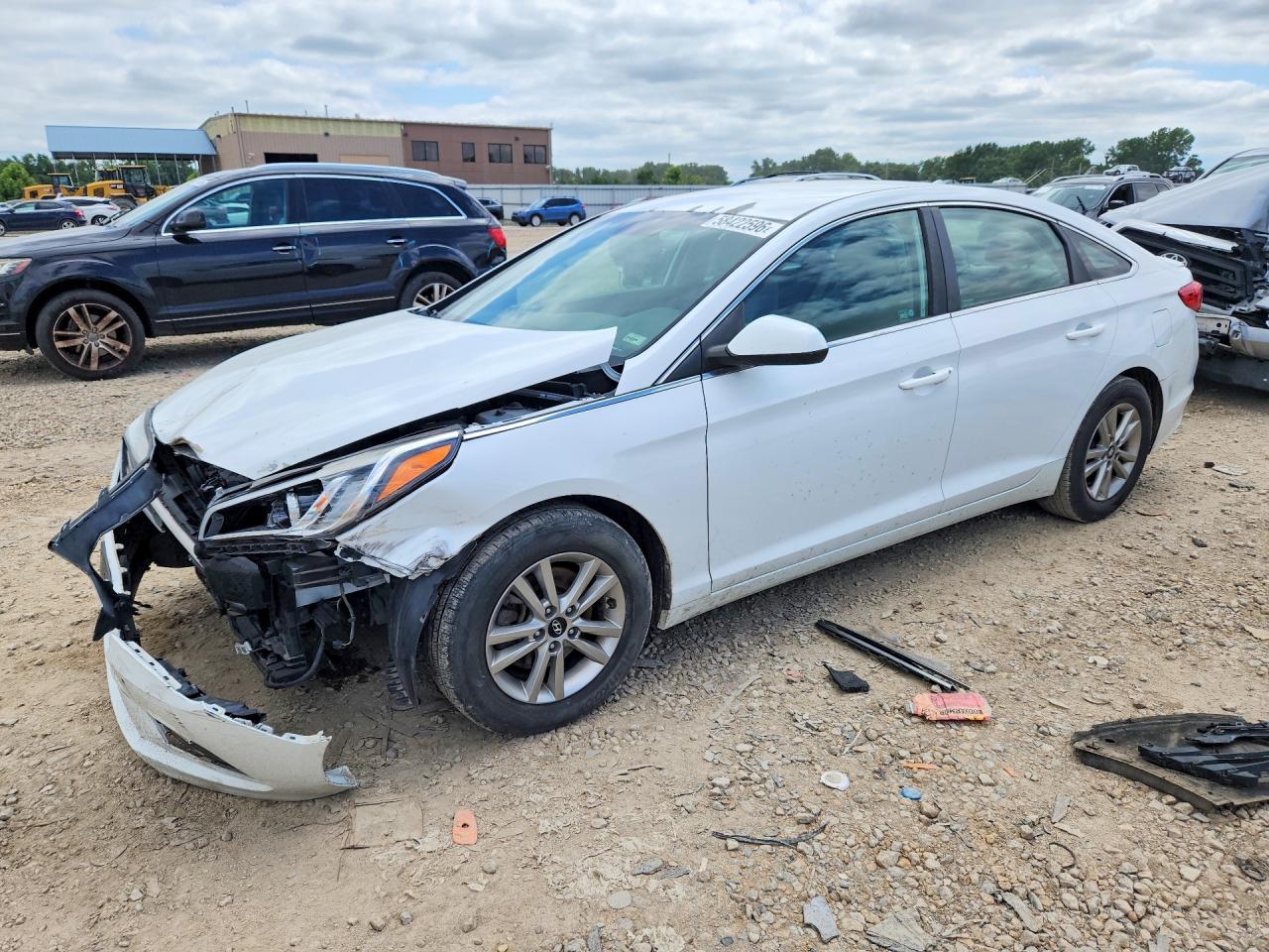 2015 Hyundai Sonata White vin: 5NPE24AF2FH000930