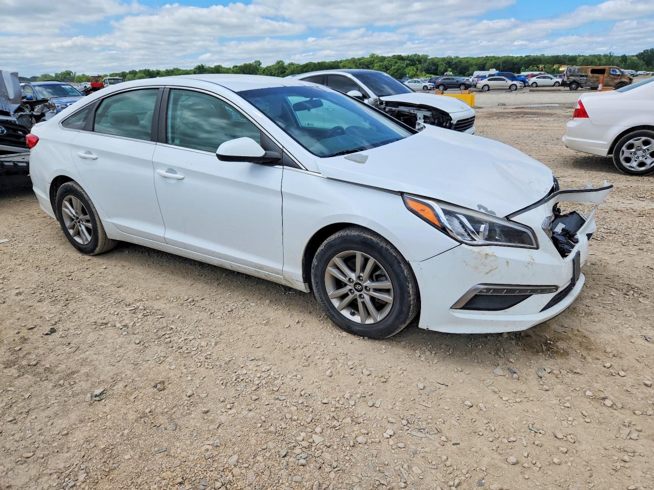 2015 Hyundai Sonata White vin: 5NPE24AF2FH000930