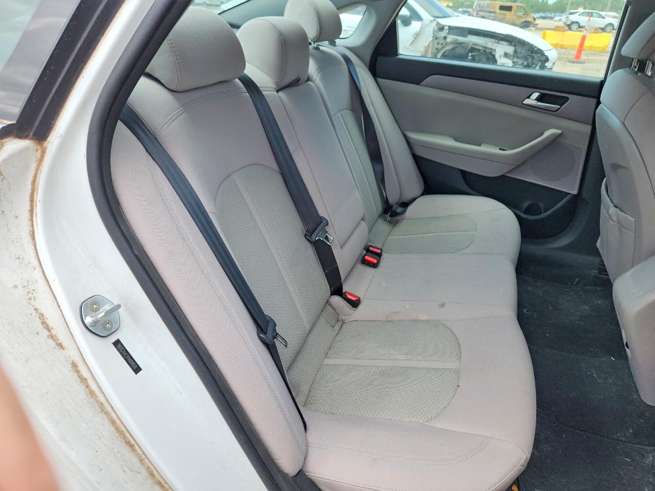 2015 Hyundai Sonata White vin: 5NPE24AF2FH000930