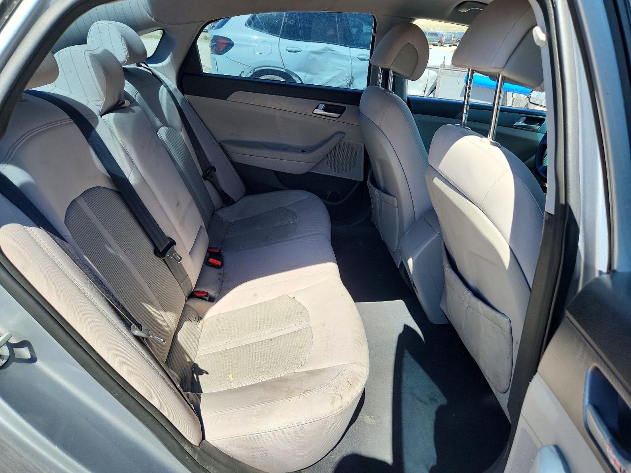 2015 Hyundai Sonata Se Серебряный vin: 5NPE24AF2FH017663