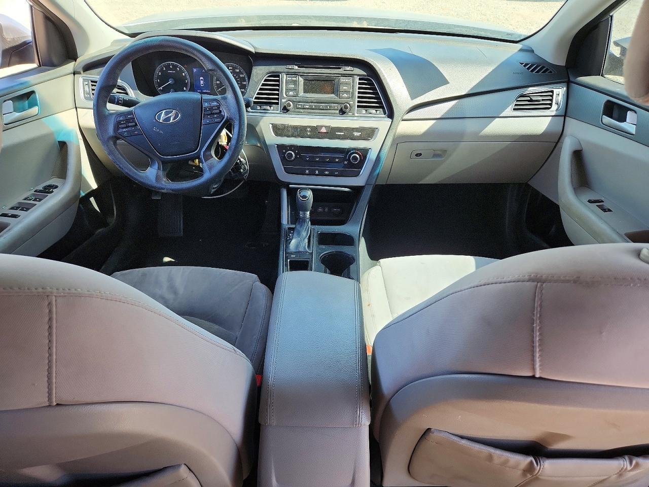 2015 Hyundai Sonata Se Серебряный vin: 5NPE24AF2FH017663