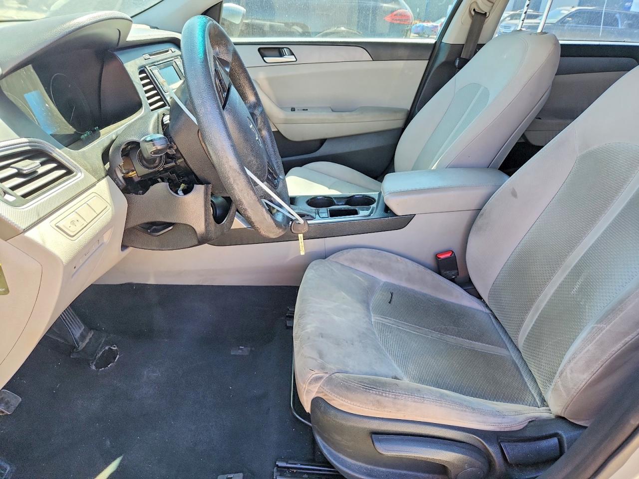 2015 Hyundai Sonata Se Серебряный vin: 5NPE24AF2FH017663