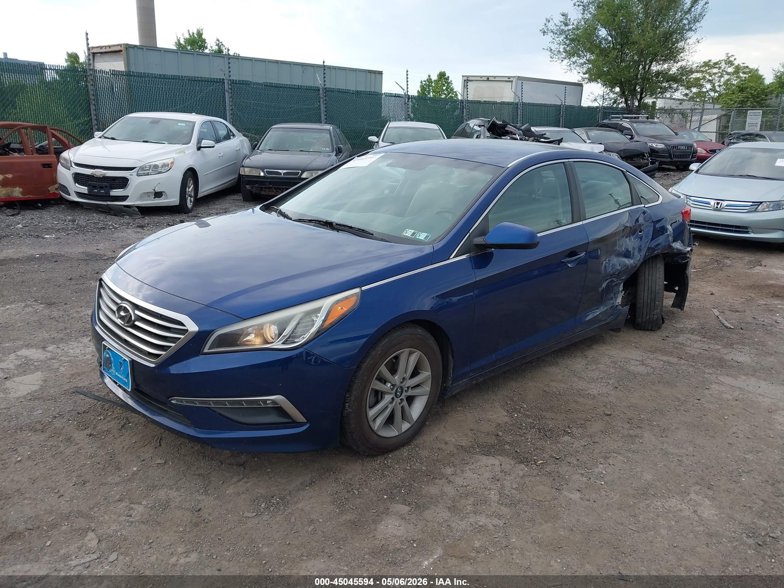 2015 Hyundai Sonata Se Синий vin: 5NPE24AF2FH023303