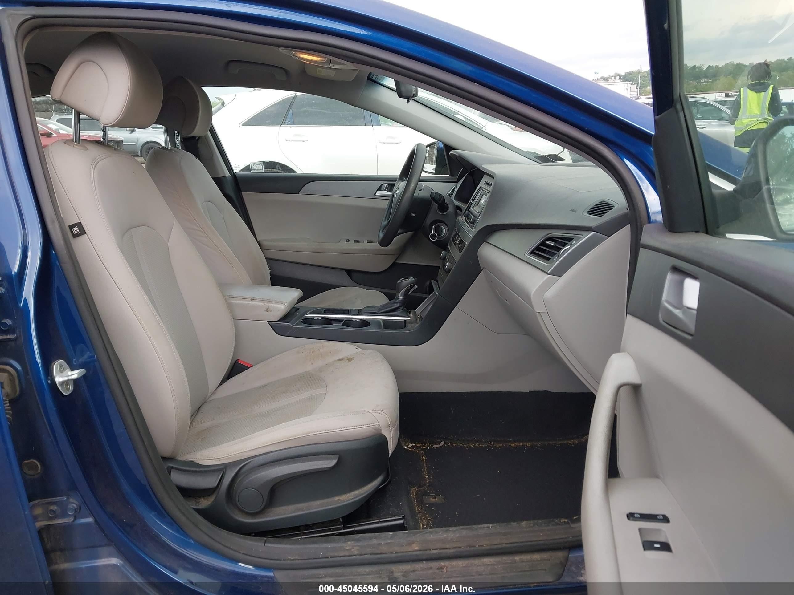 2015 Hyundai Sonata Se Синий vin: 5NPE24AF2FH023303