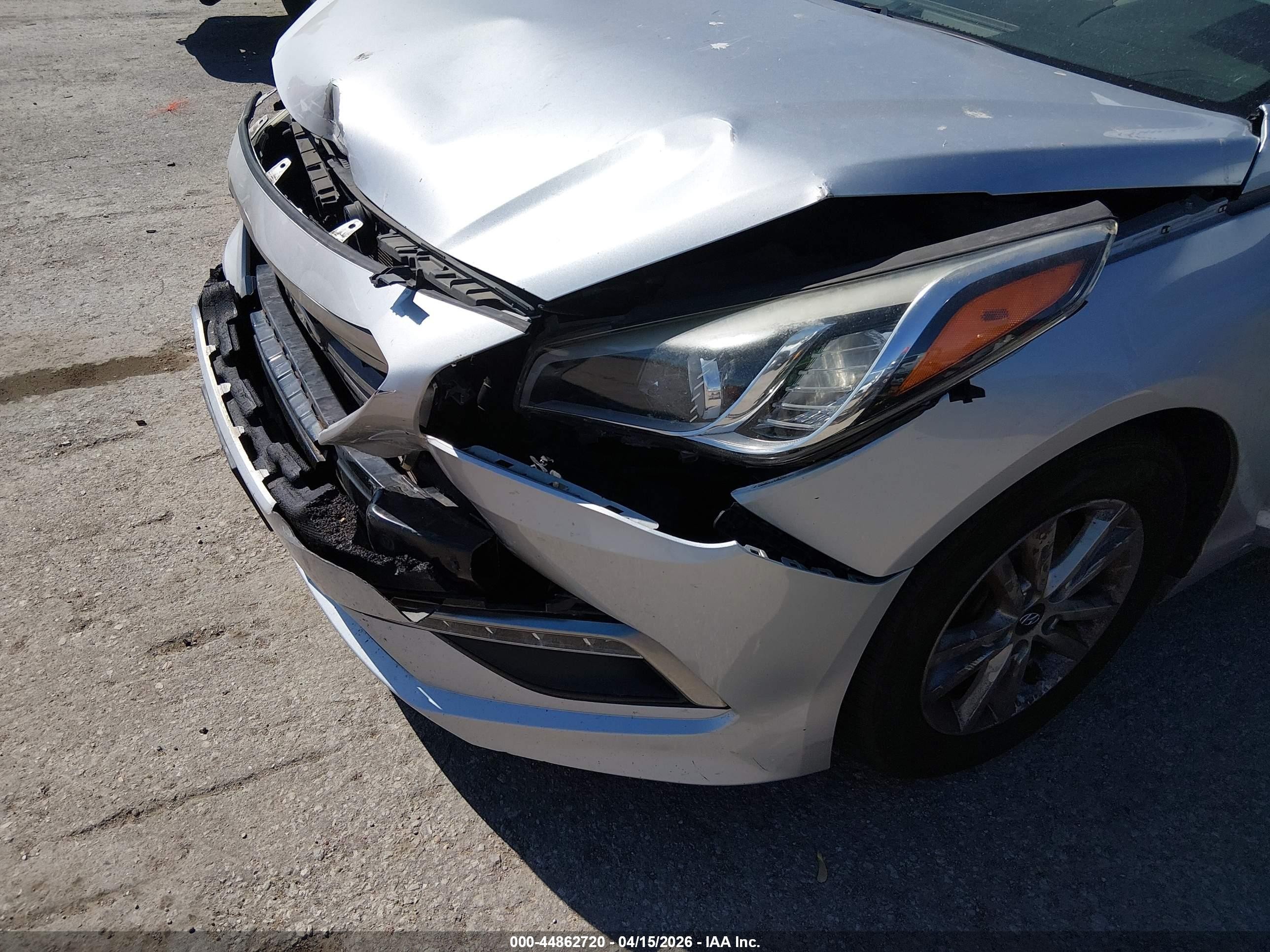 2015 Hyundai Sonata Se Silver vin: 5NPE24AF2FH039212