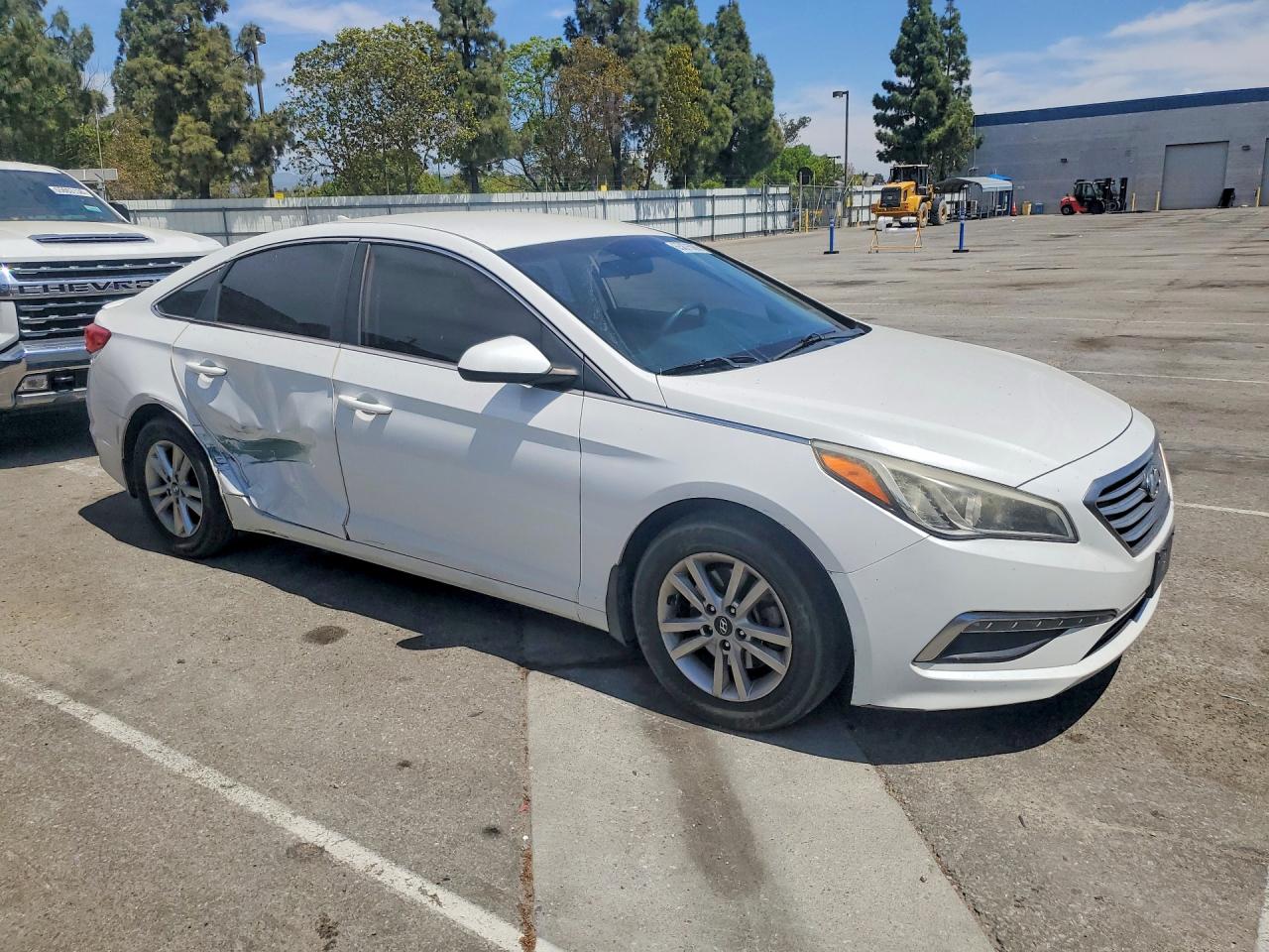 2015 Hyundai Sonata Se White vin: 5NPE24AF2FH047312