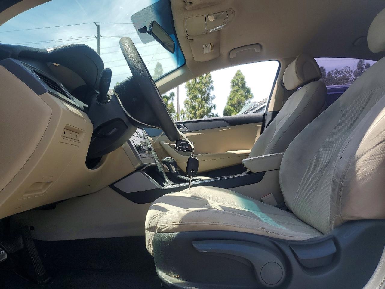 2015 Hyundai Sonata Se White vin: 5NPE24AF2FH047312