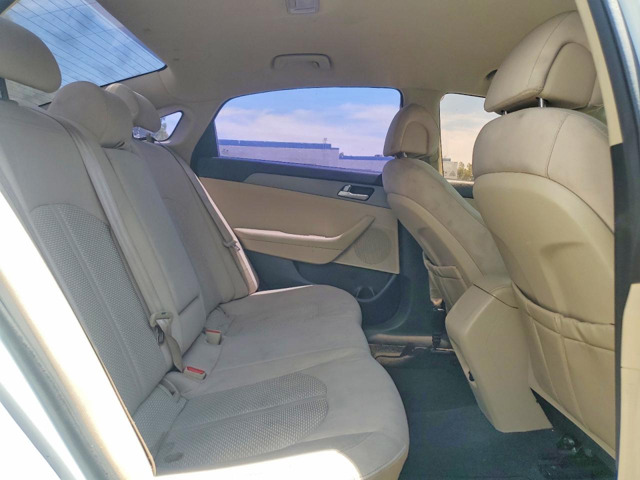 2015 Hyundai Sonata Se White vin: 5NPE24AF2FH047312